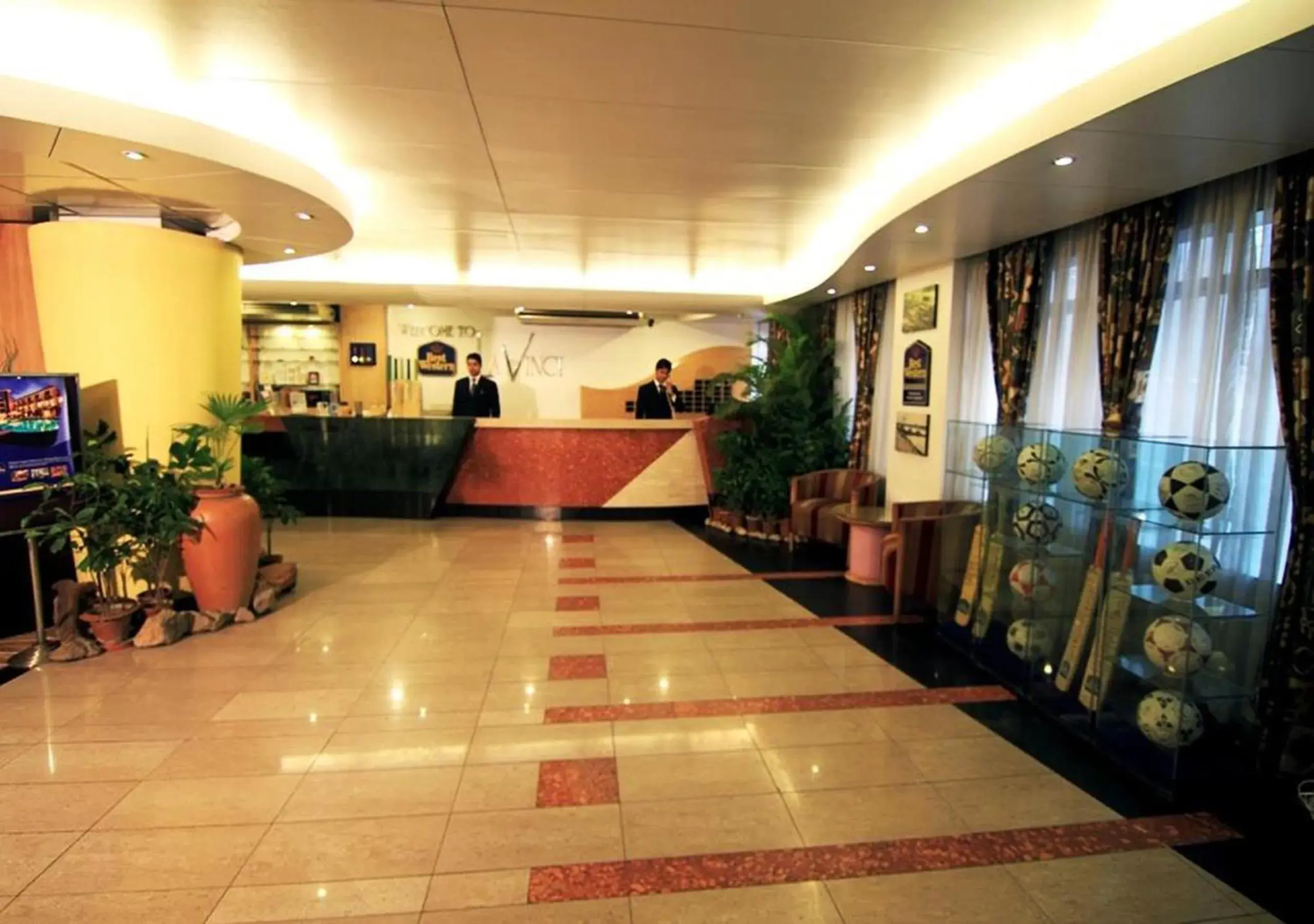 Lobby/Reception in La Vinci Hotel
