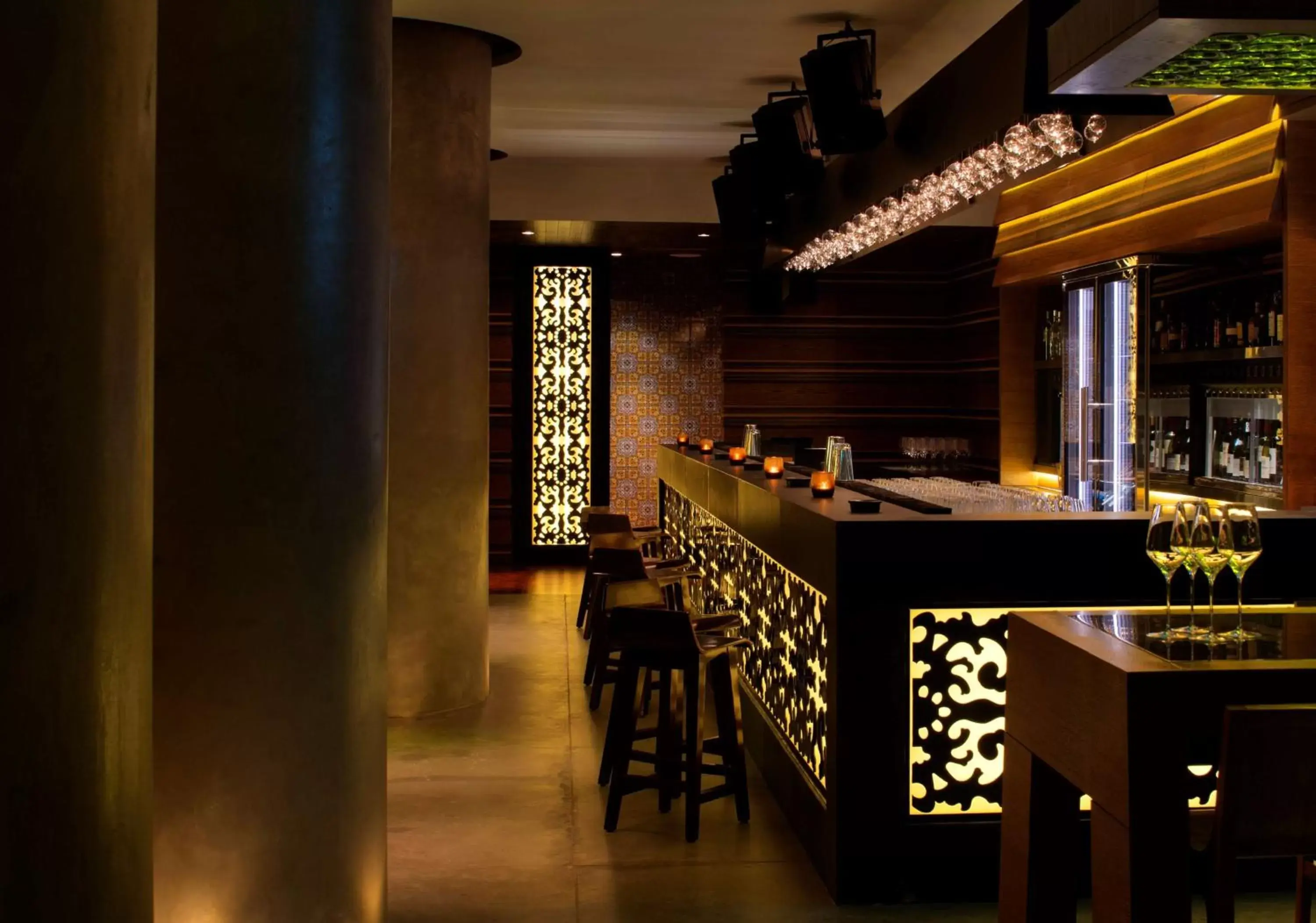 Lounge or bar, Restaurant/Places to Eat in Conrad Dubai