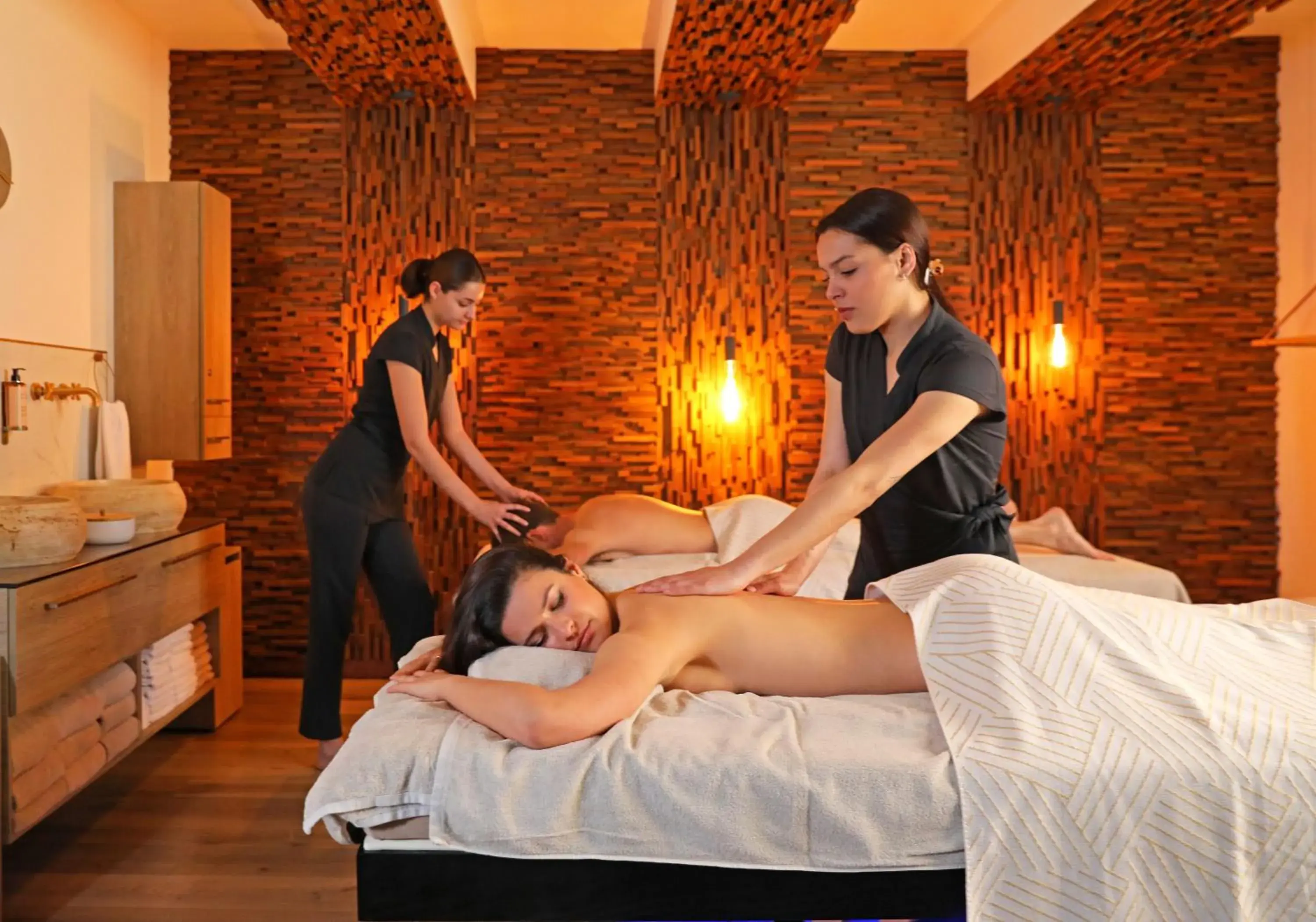Spa and wellness centre/facilities in Negrecoste Hôtel & Spa
