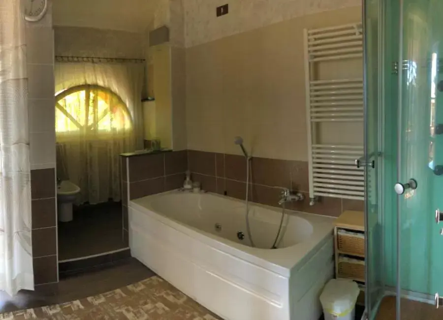 Bathroom in B&B Via Roma