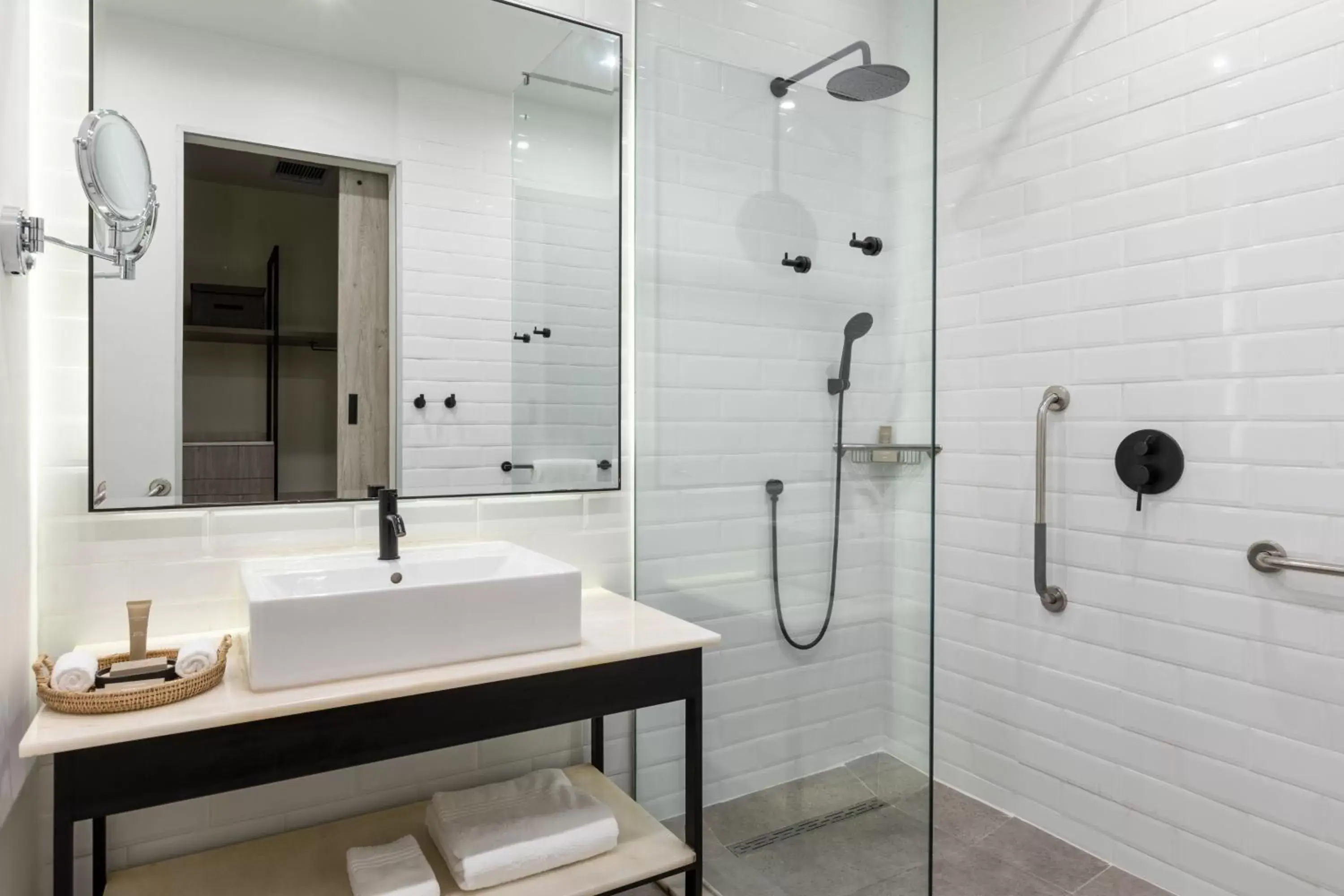 Bathroom in Ciêla, Lusaka, Tribute Portfolio Resort and Spa