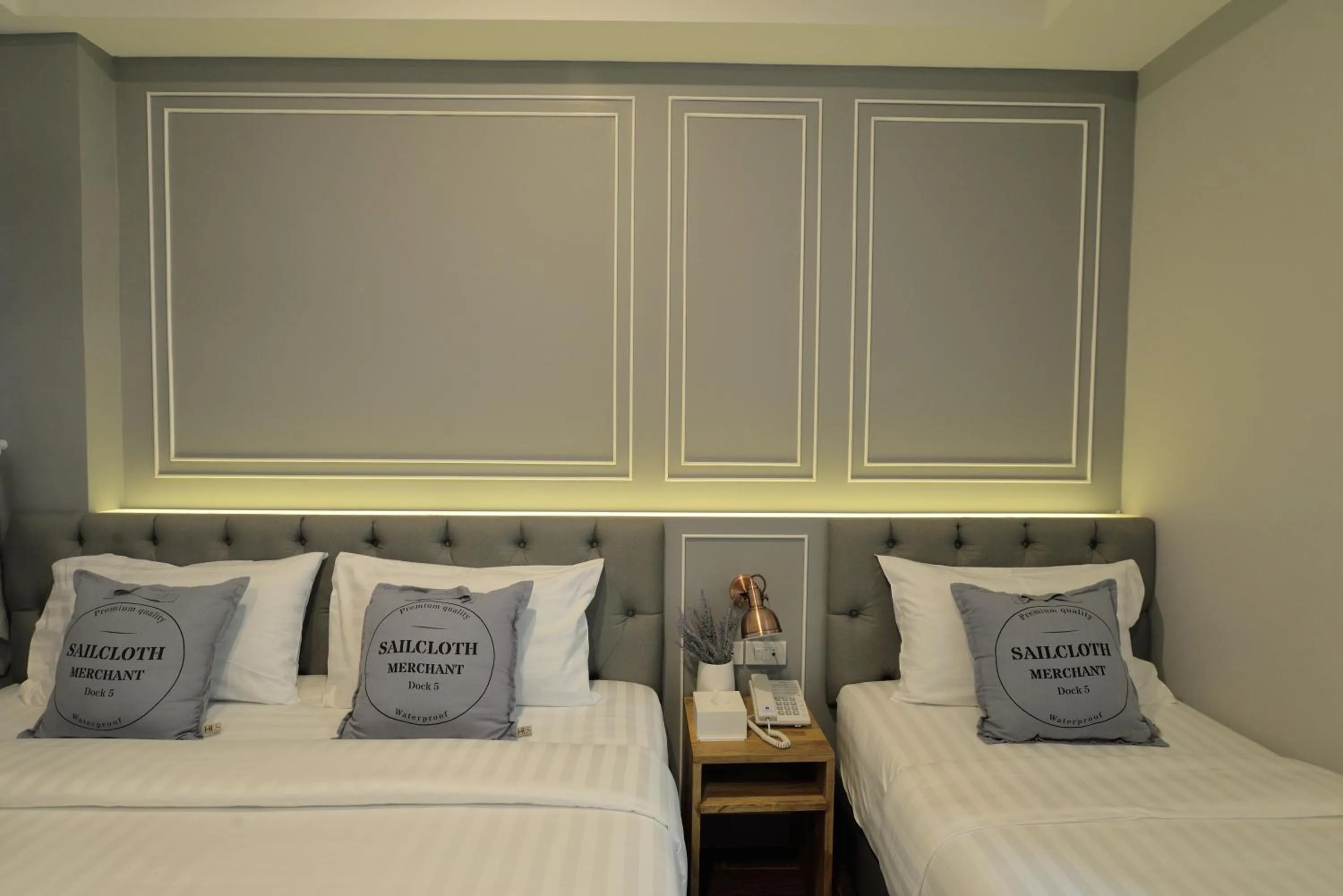 Bedroom, Bed in De Lavender Bangkok Hotel