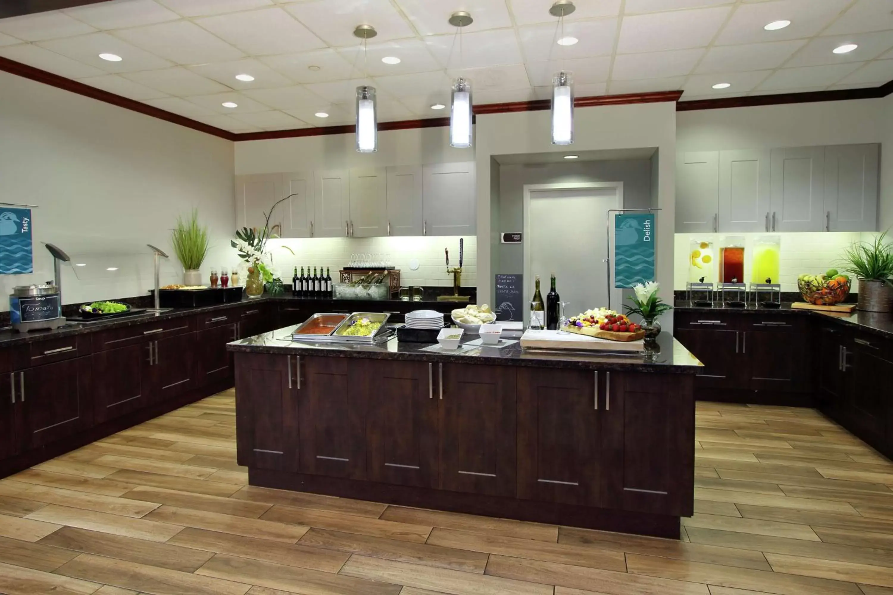 Dining area, Restaurant/Places to Eat in Homewood Suites by Hilton Fort Lauderdale Airport-Cruise Port