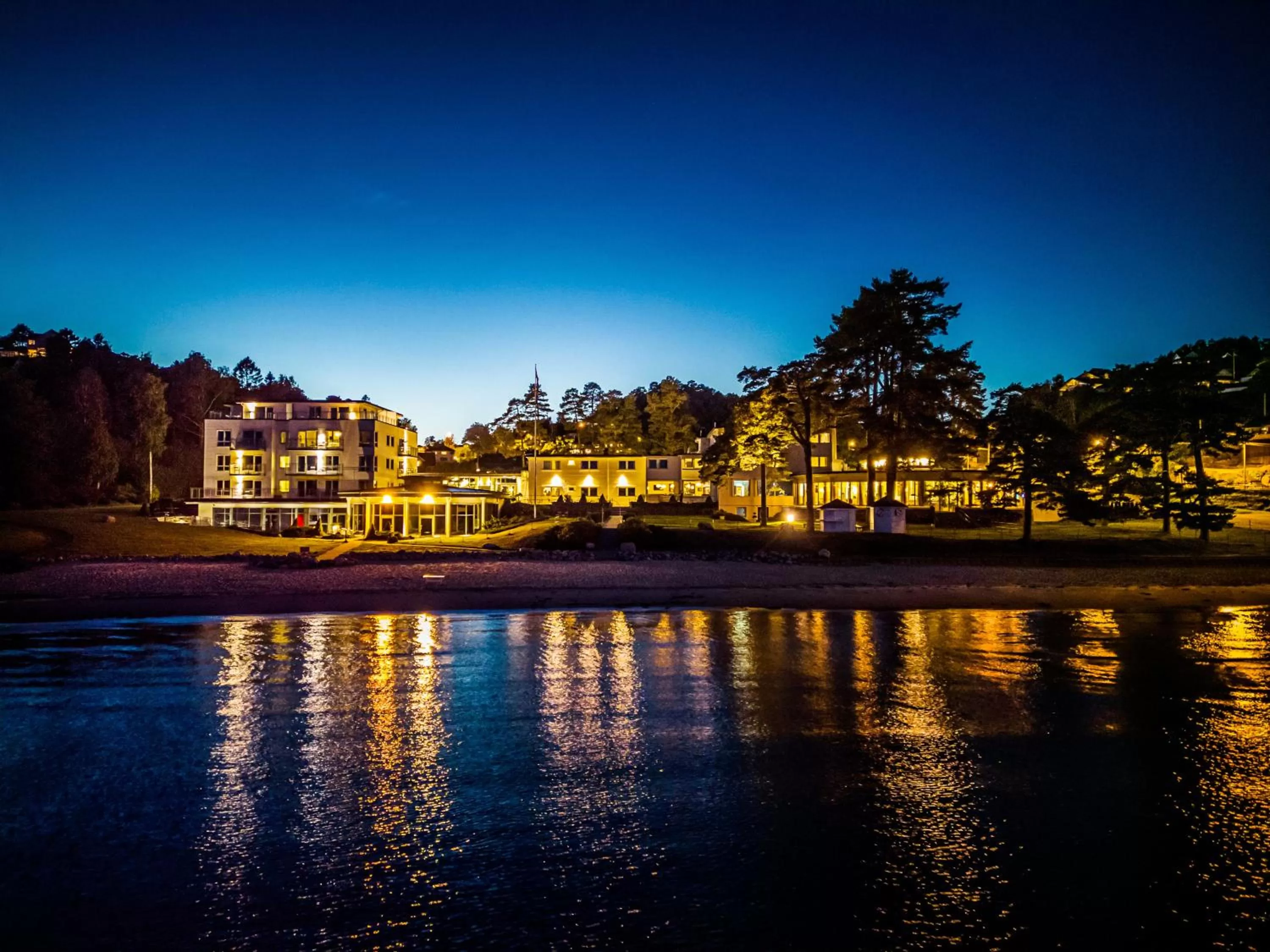 Property building in Strand Hotel Fevik - by Classic Norway Hotels