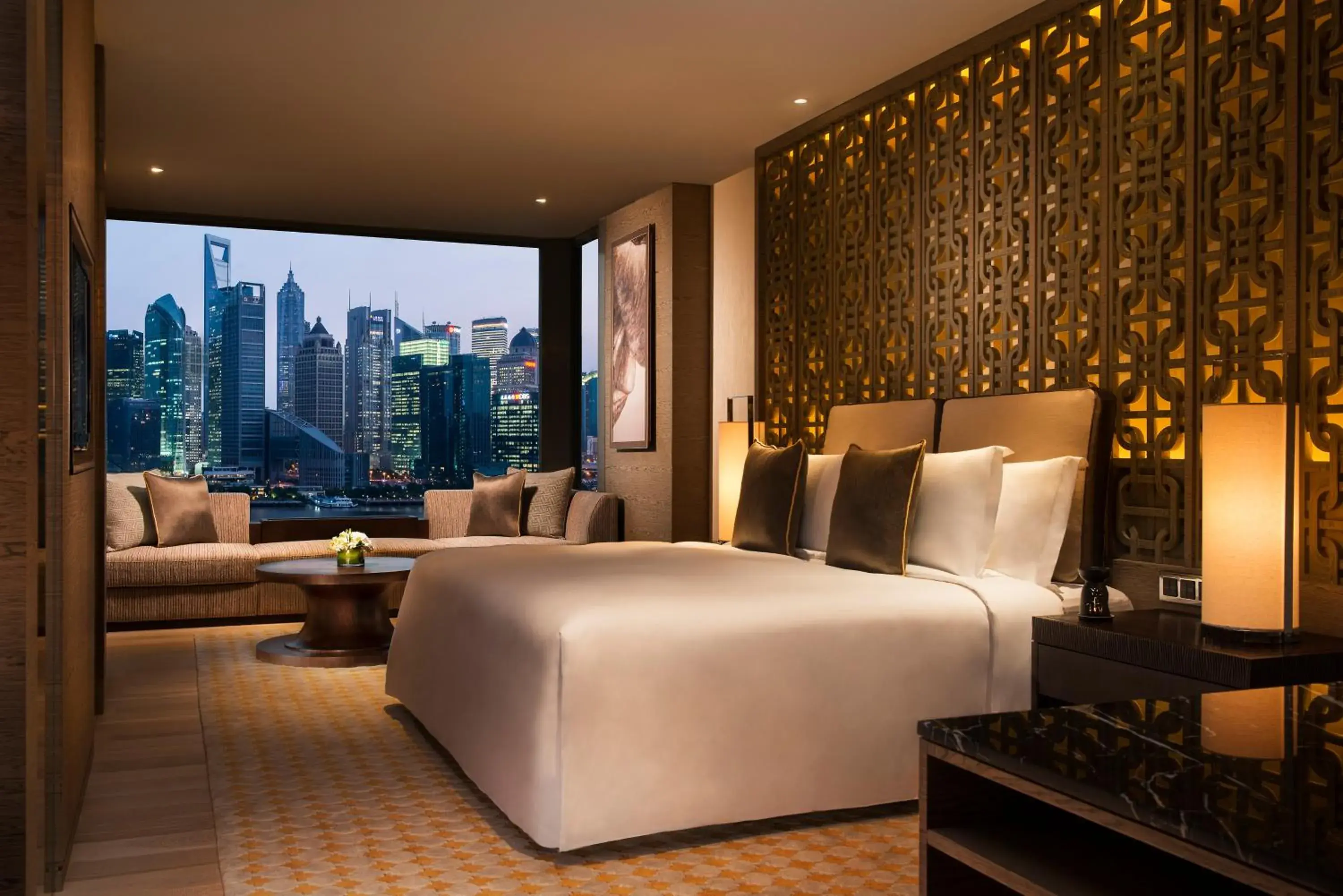 View (from property/room), Bed in Banyantree Shanghai On the Bund - Tales rooftop bar boasts a jaw-dropping panoramic vista View (from property/room), Bed in Banyantree Shanghai On the Bund - Tales rooftop bar boasts a jaw-dropping panoramic vista