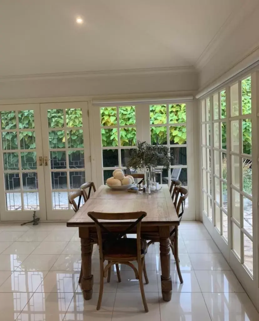 Dining Area in Howlong Old Post Office Luxury Suite