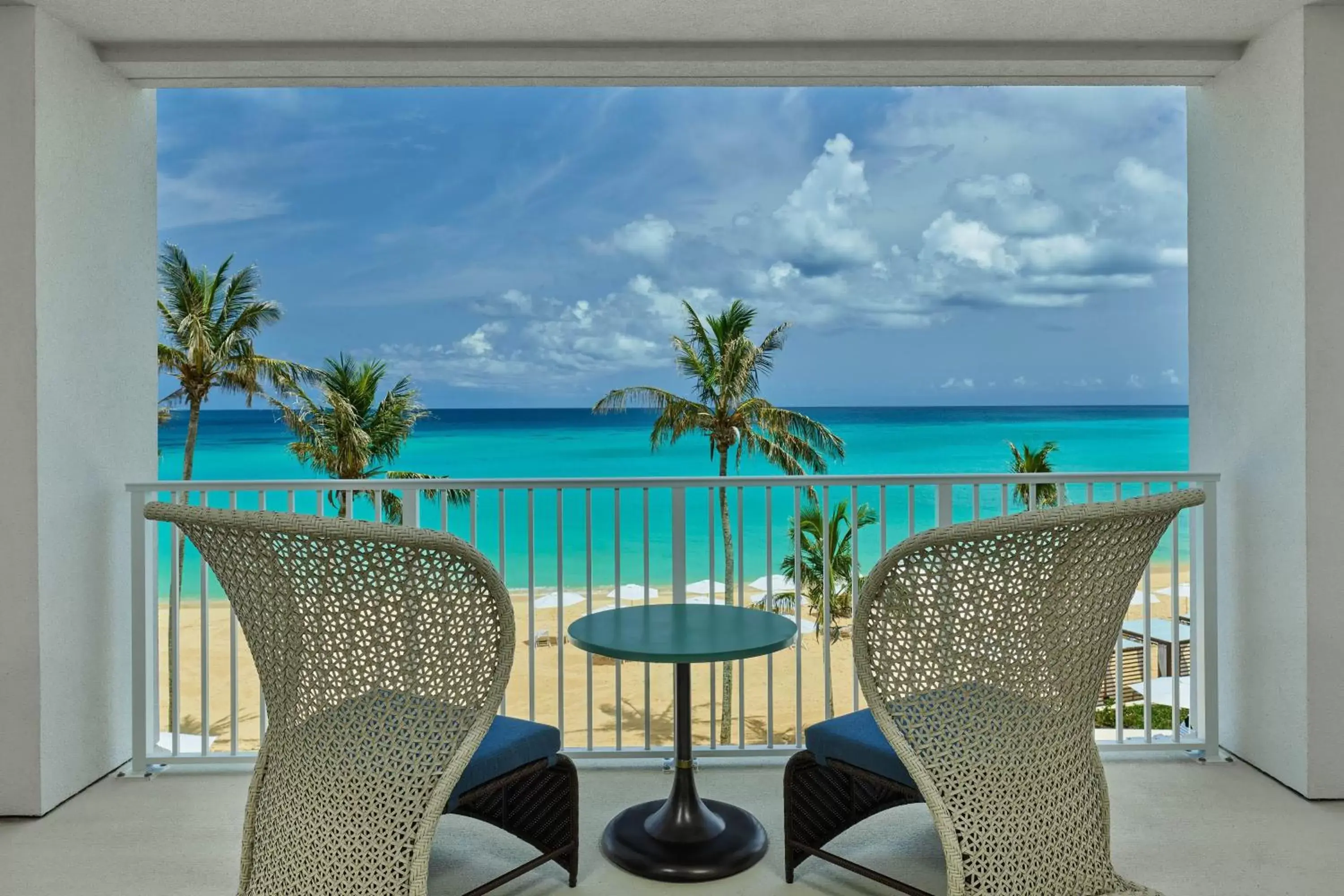 Photo of the whole room, Balcony/Terrace in The St Regis Bermuda Resort