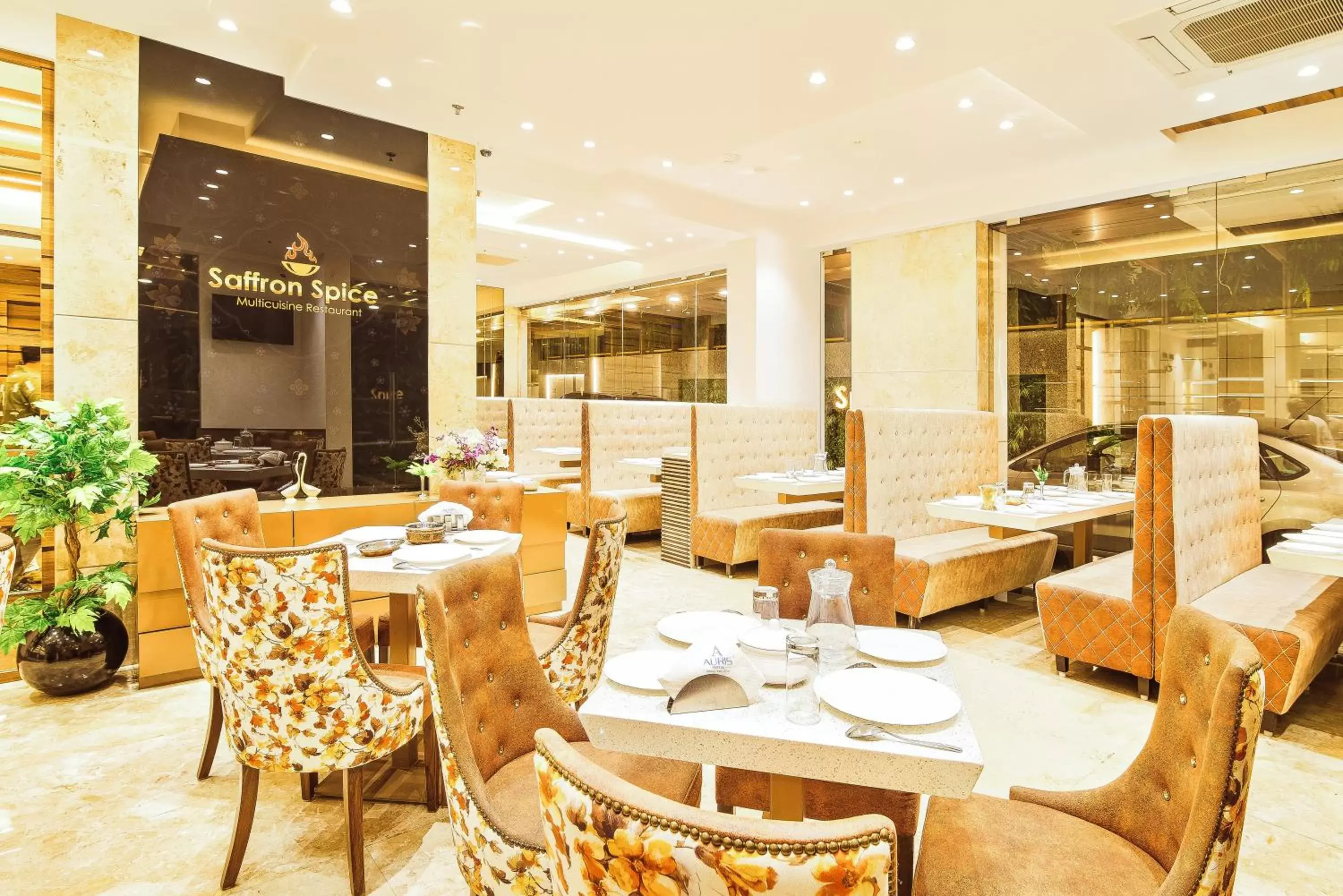Restaurant/places to eat in Hotel Auris & Banquets, Mumbai International Airport Restaurant/places to eat in Hotel Auris & Banquets, Mumbai International Airport