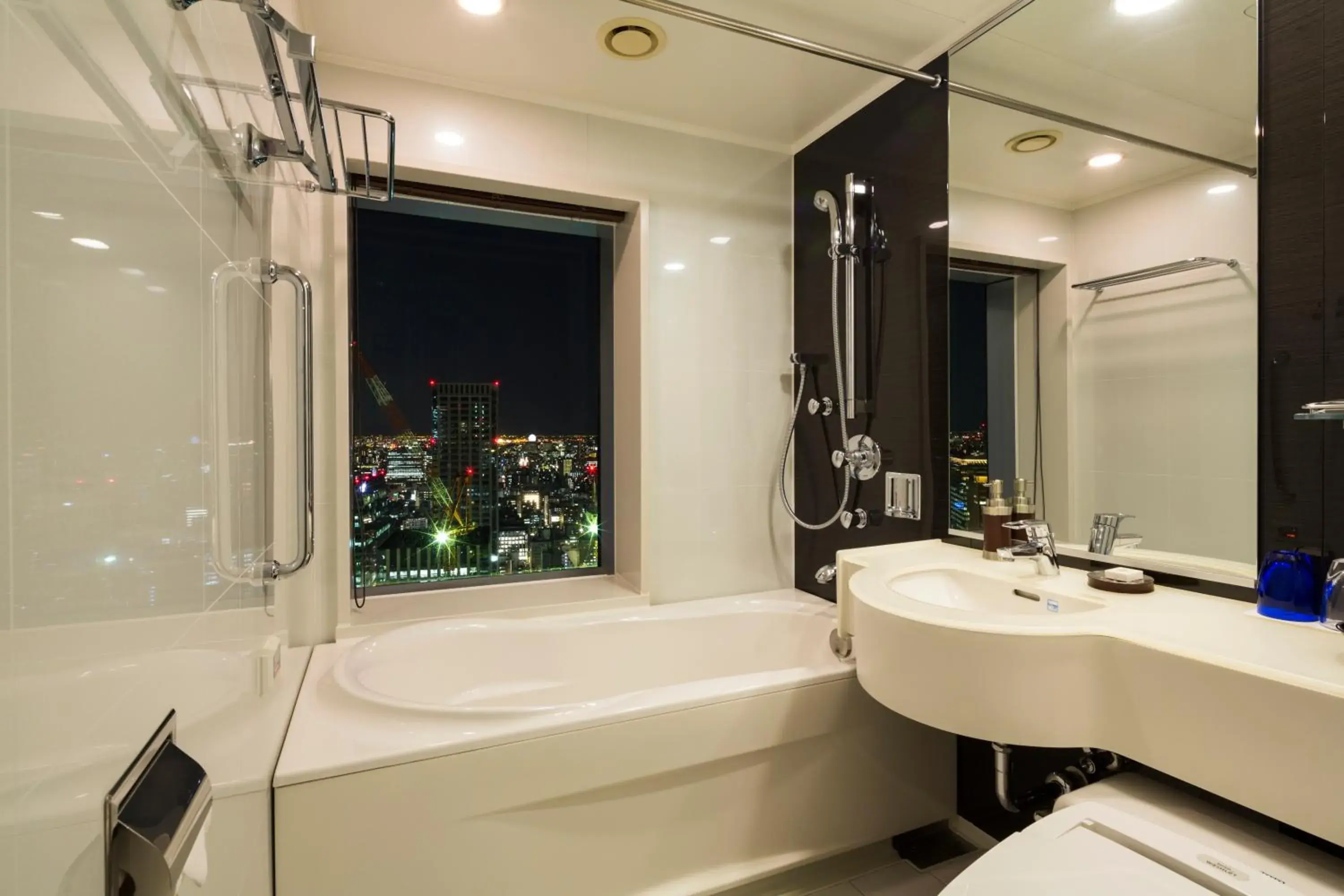 Bathroom in Hotel Metropolitan Marunouchi