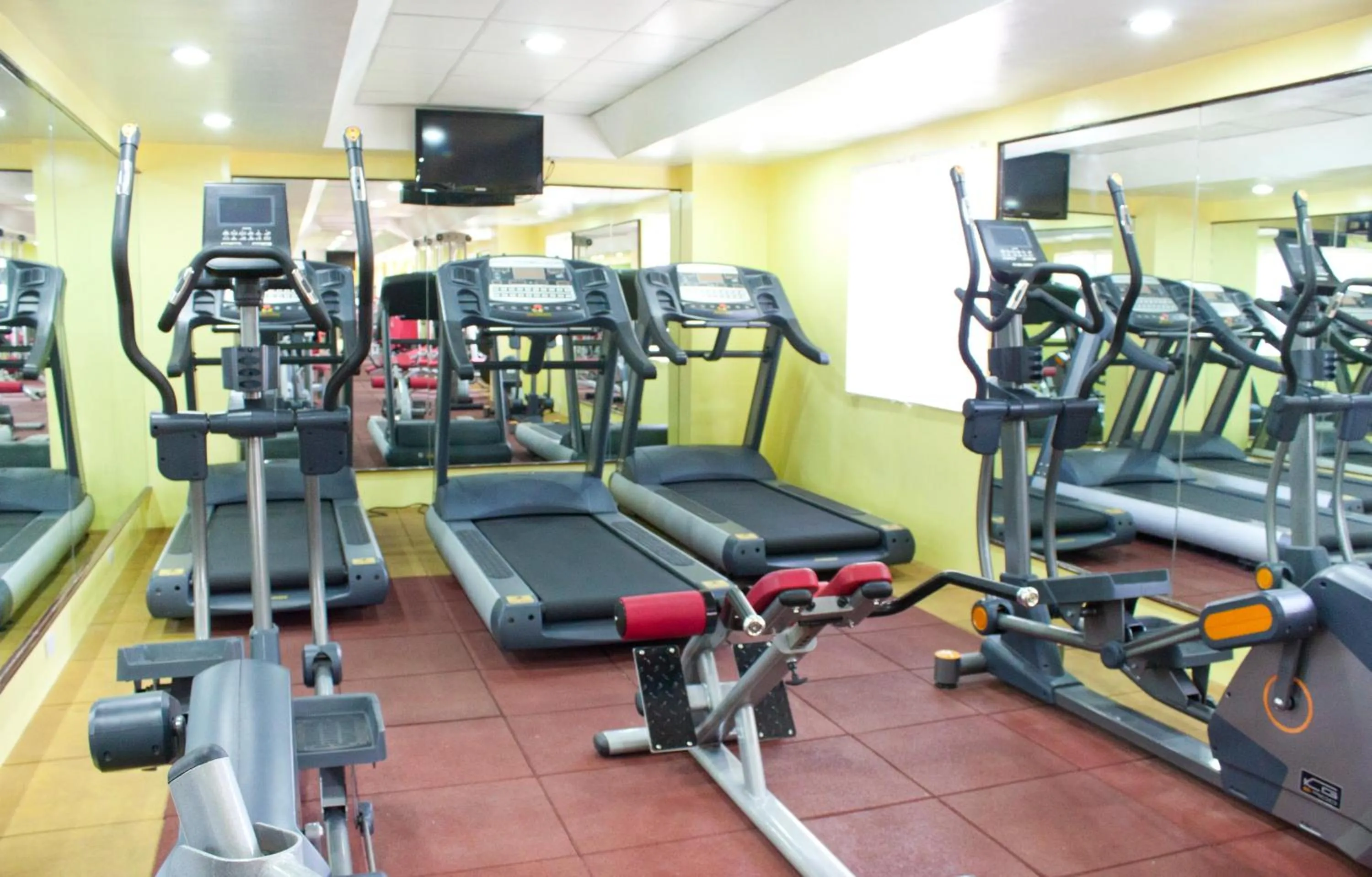 Fitness centre/facilities in Allson's Inn