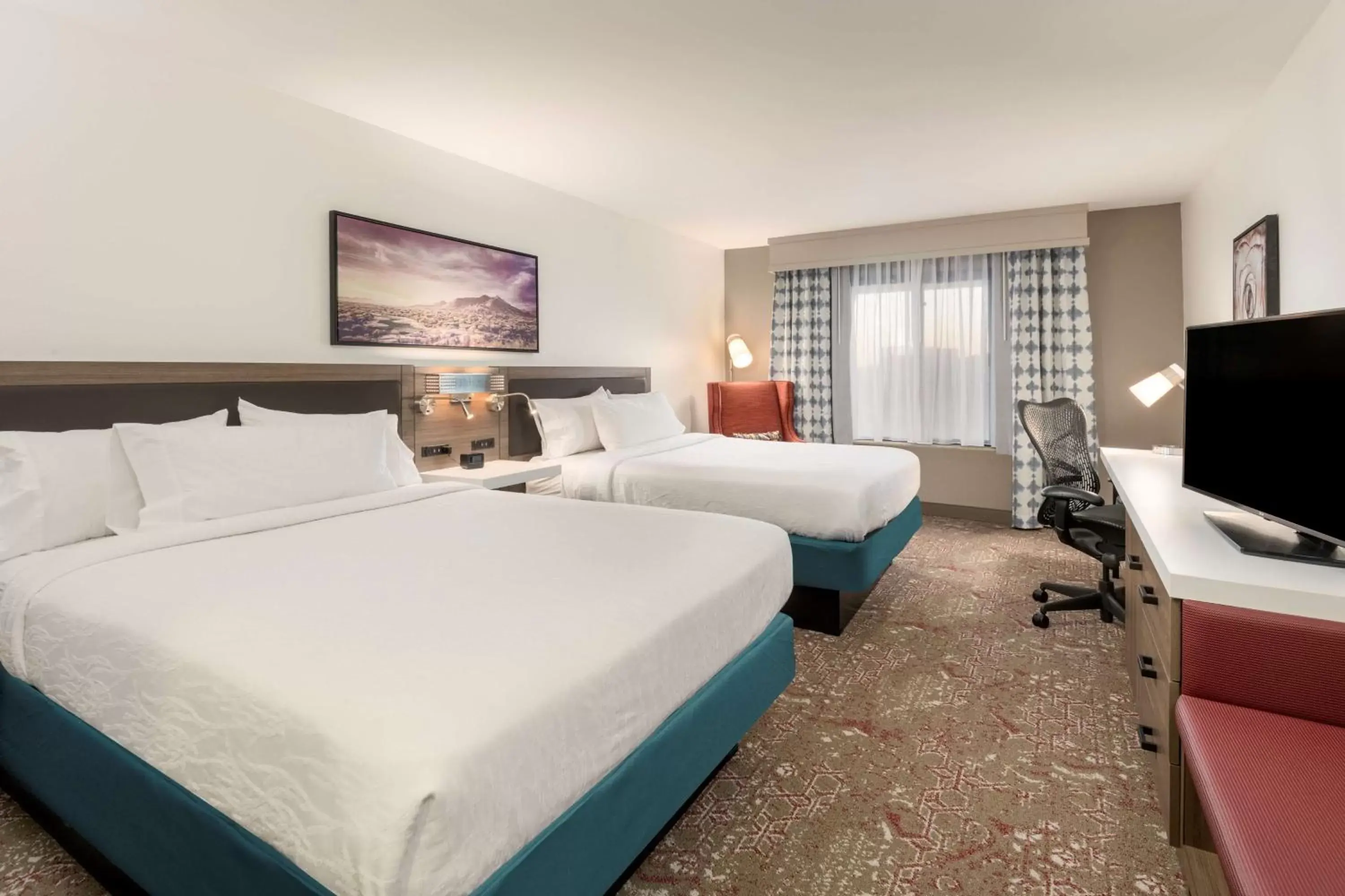 Bed in Hilton Garden Inn Scottsdale North/Perimeter Center