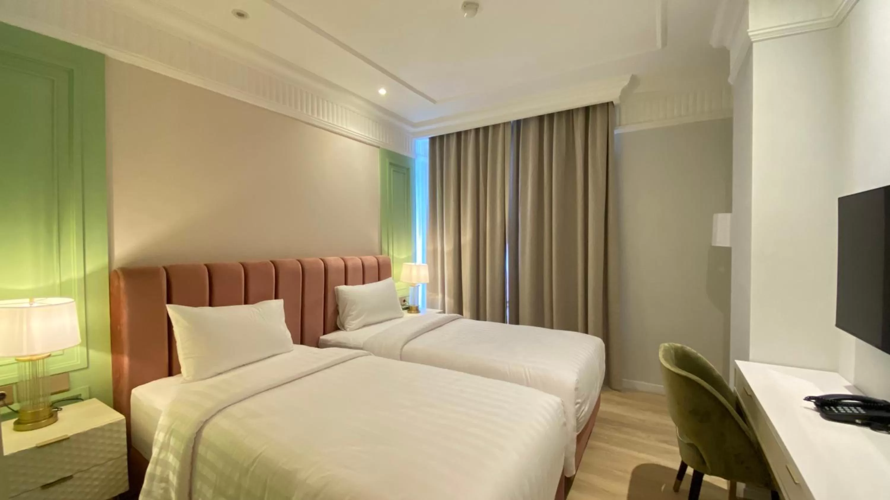 Bed in Maia Hotel Jakarta