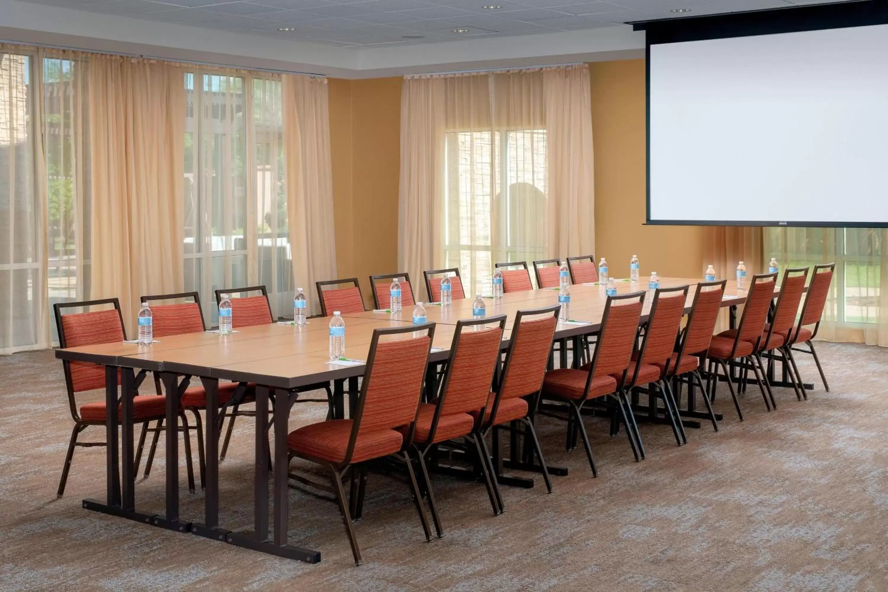 Meeting/conference room in Courtyard Houston NW/290 Corridor