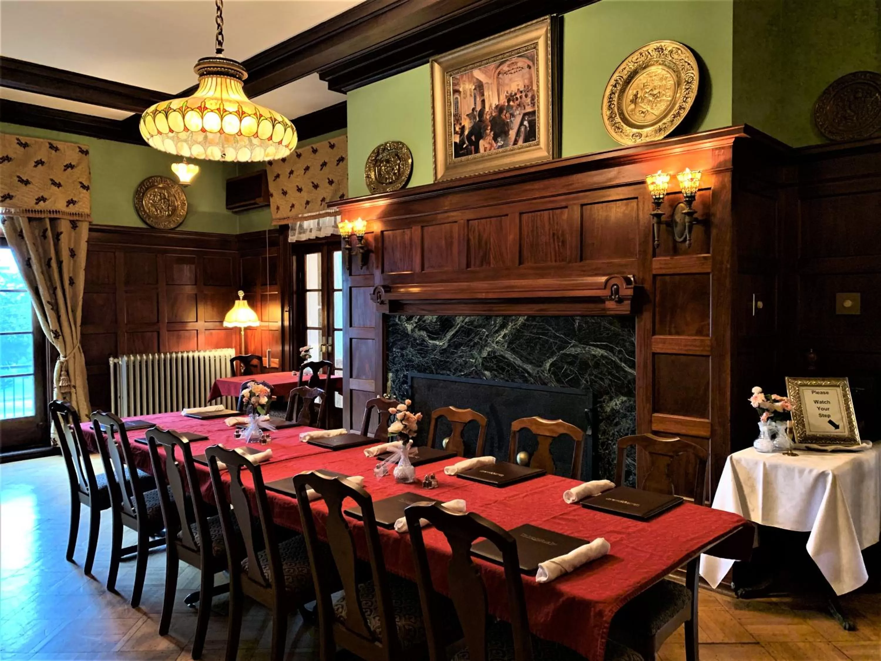 Lunch in Mercersburg Inn