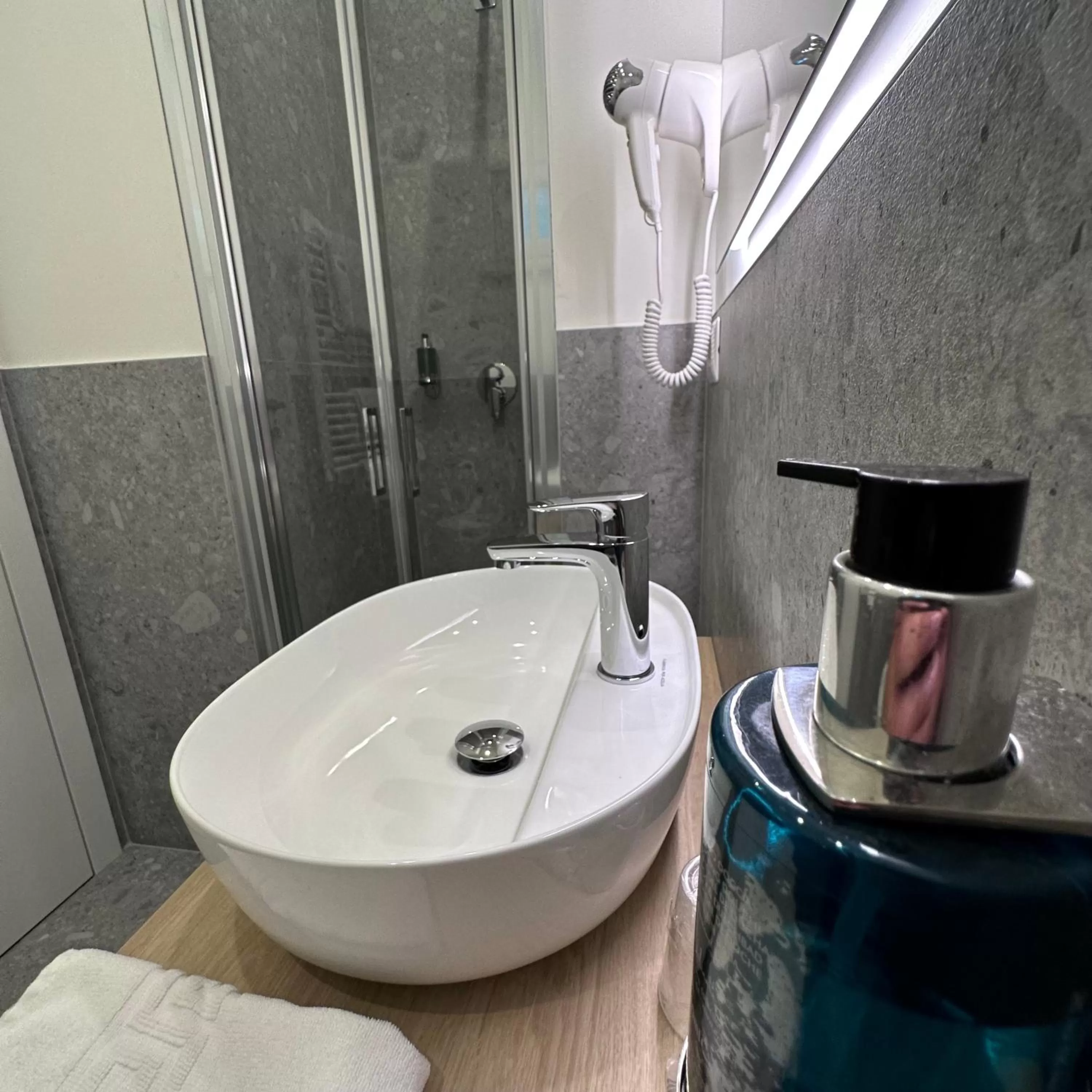 Bathroom in Hotel St Gregory Park