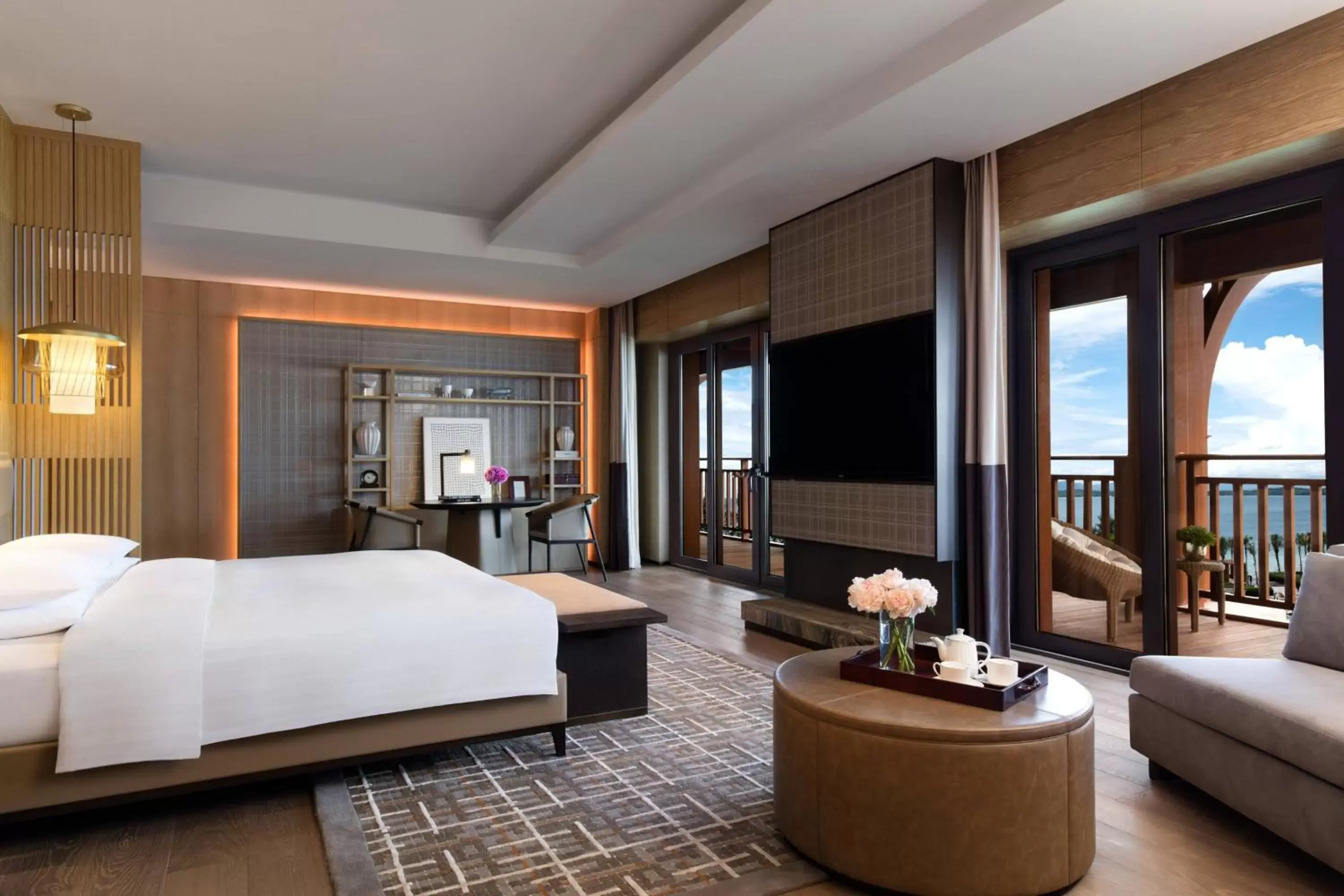 Bedroom in Shenzhen Marriott Hotel Golden Bay