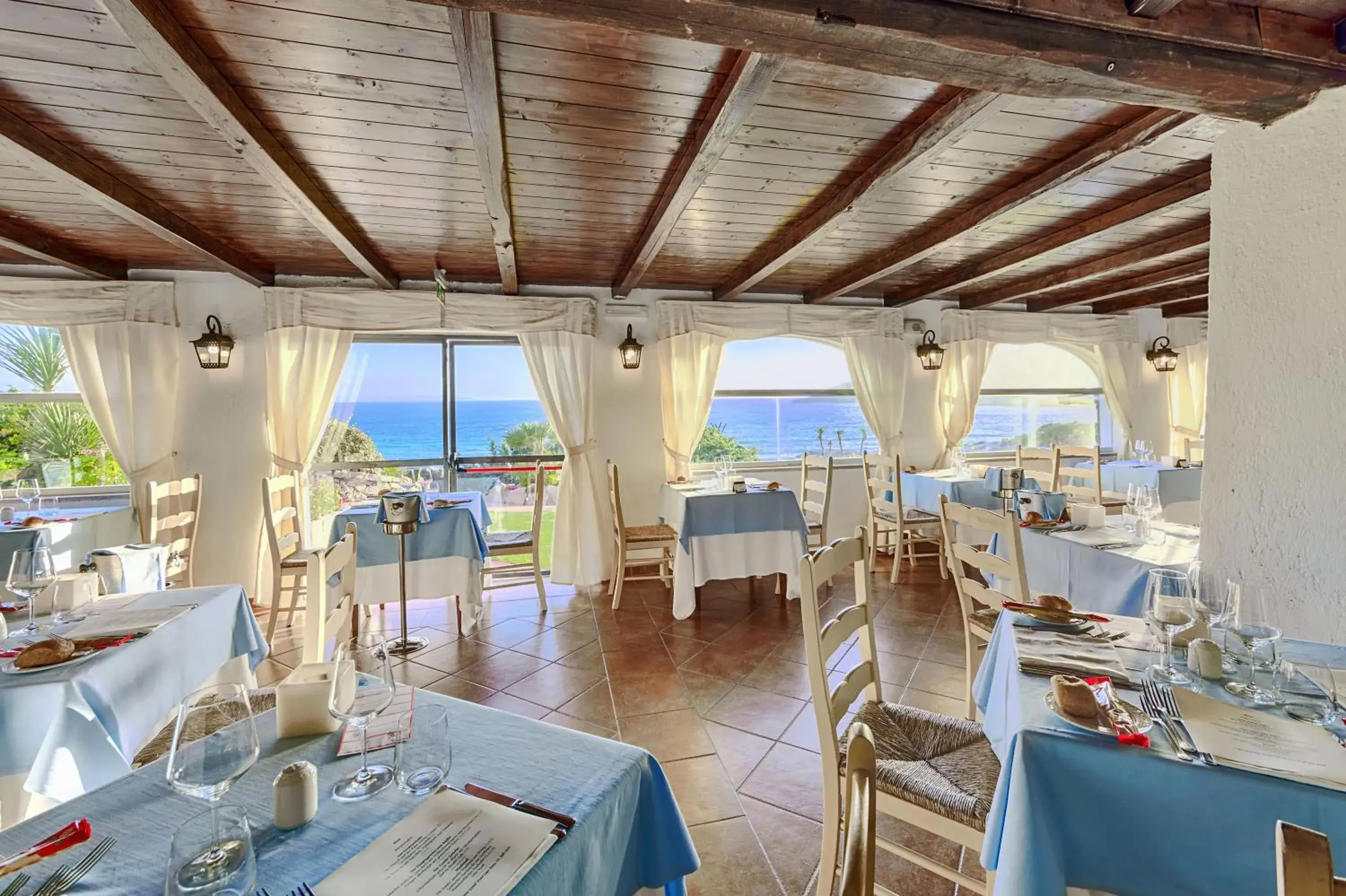 Restaurant/places to eat in COLONNA GRAND HOTEL CAPO TESTA, a Colonna Luxury Beach Hotel, Santa Teresa Sardegna Restaurant/places to eat in COLONNA GRAND HOTEL CAPO TESTA, a Colonna Luxury Beach Hotel, Santa Teresa Sardegna