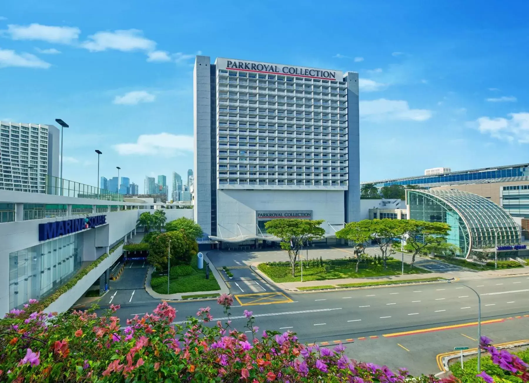 Property building in PARKROYAL COLLECTION Marina Bay, Singapore