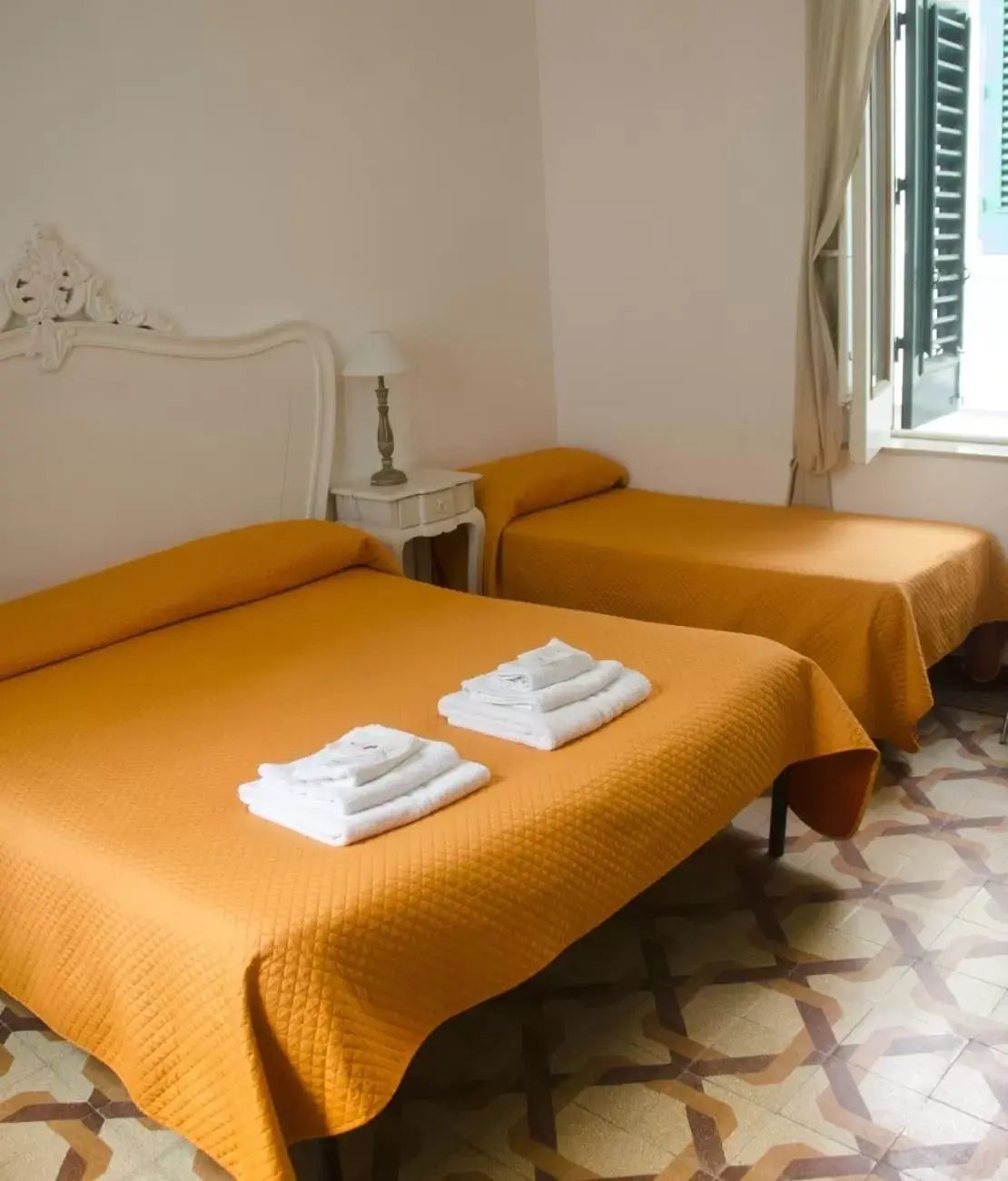 Bed in B&B A Due Passi dal Mare