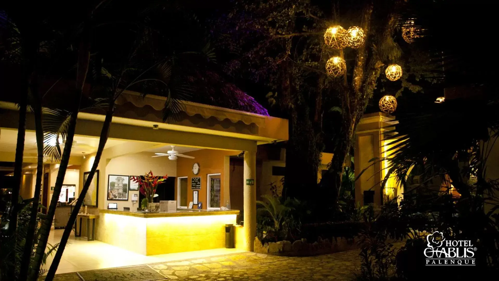 Facade/entrance in Hotel Chablis Palenque