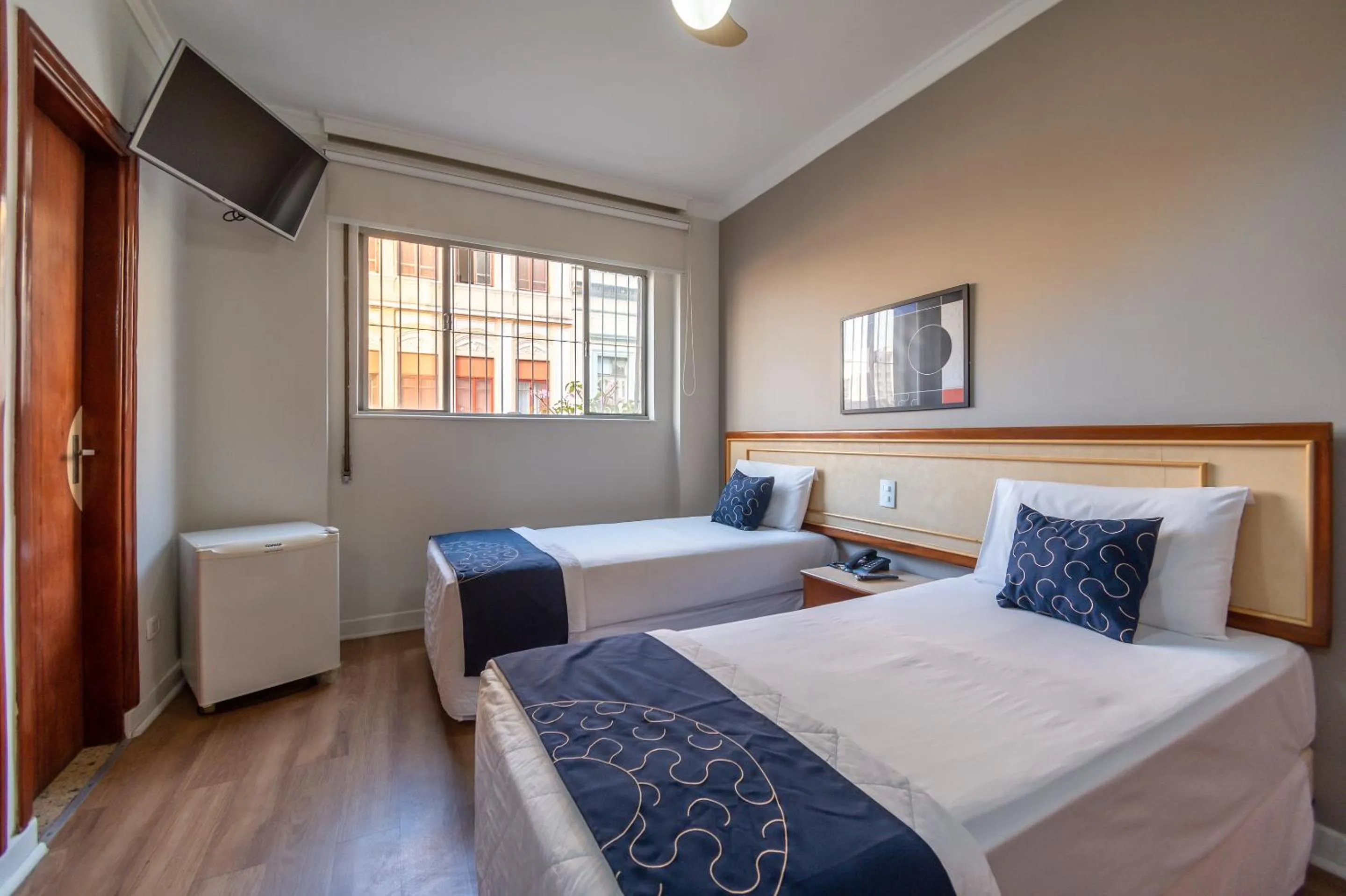 Bedroom, Bed in Rede Andrade Piratininga