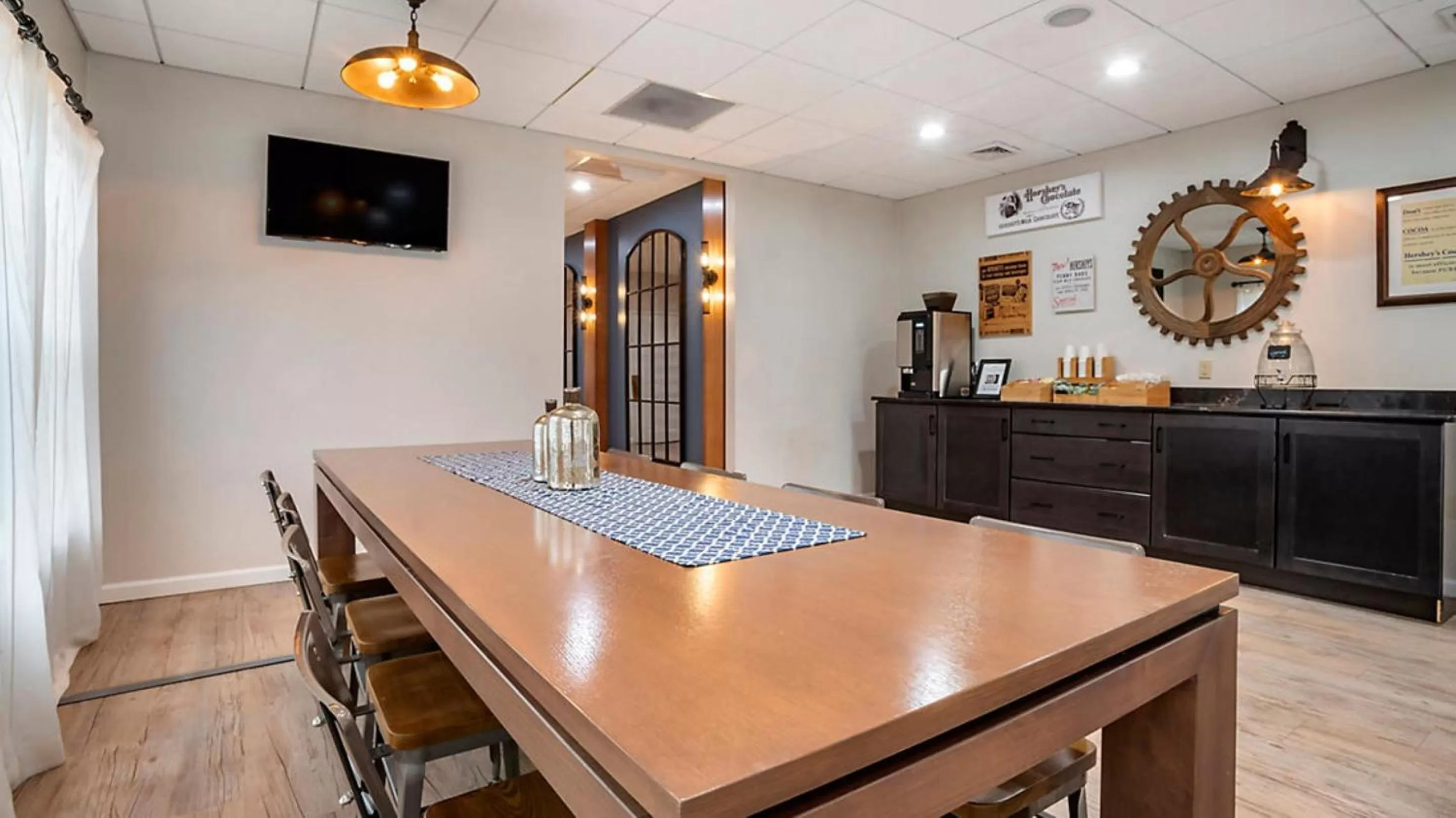 Coffee/tea facilities in Bluegreen Vacations Suites at Hershey