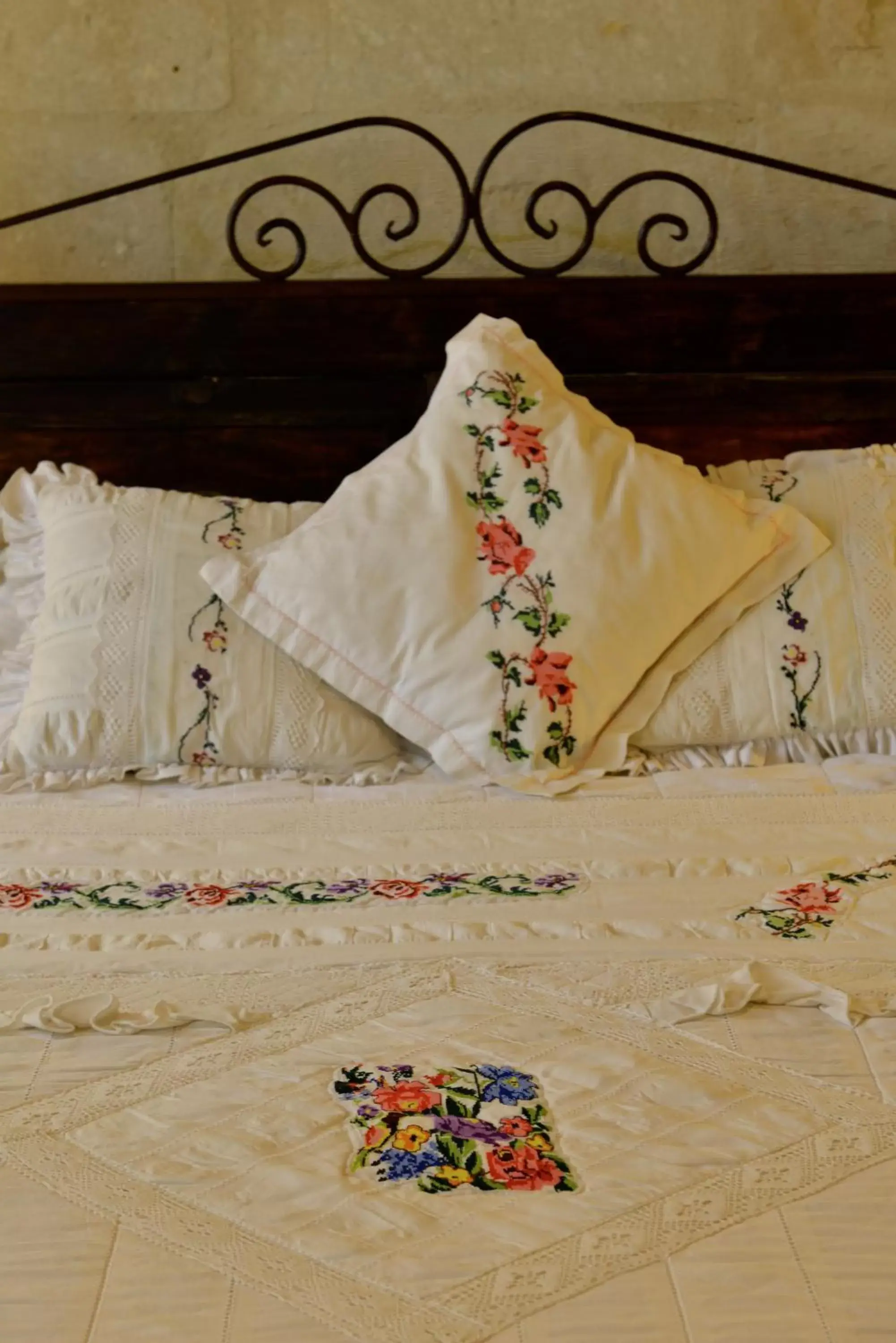 Decorative detail, Bed in Terra Cave Hotel