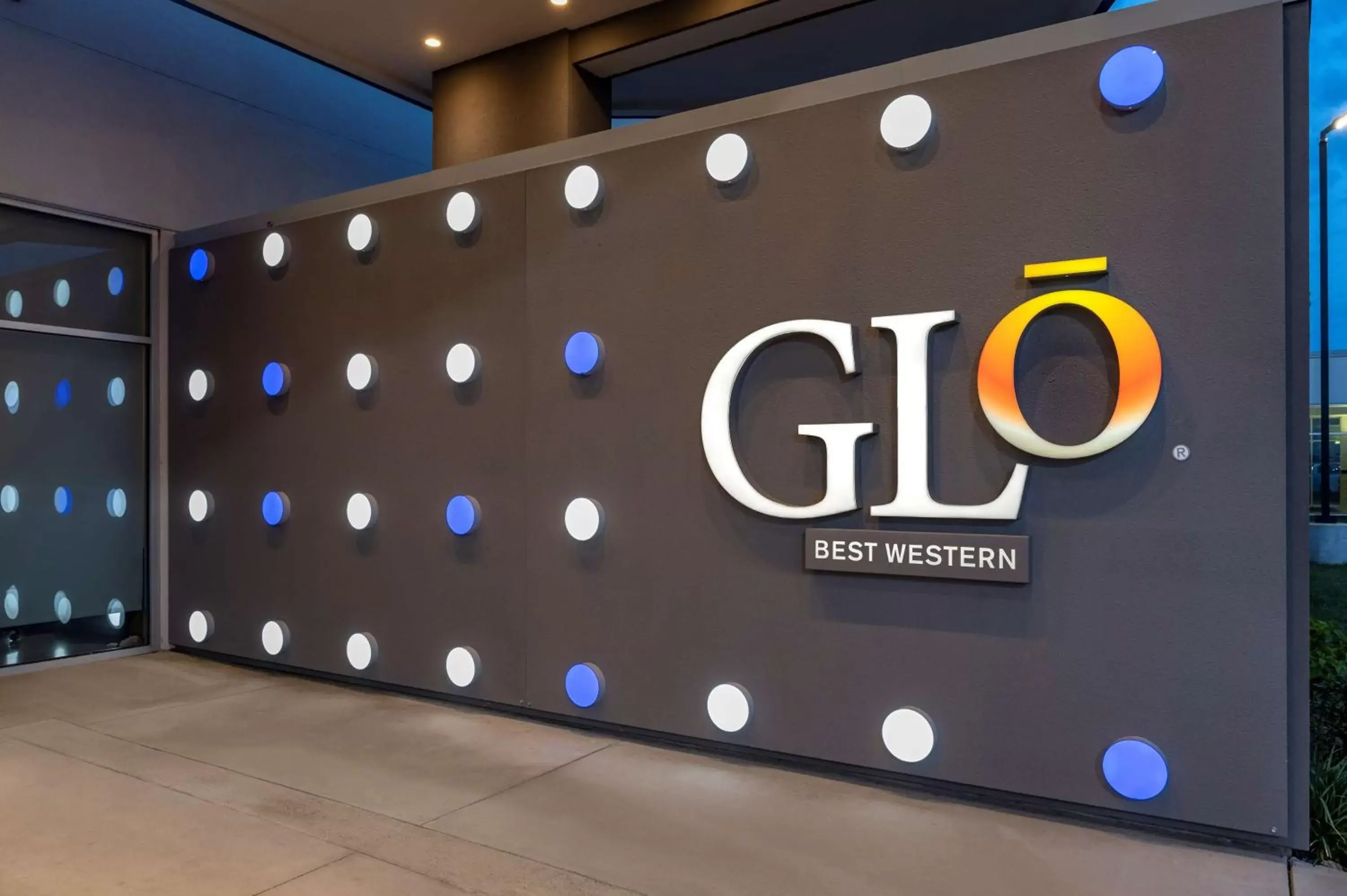 Property building in GLō Best Western Lexington