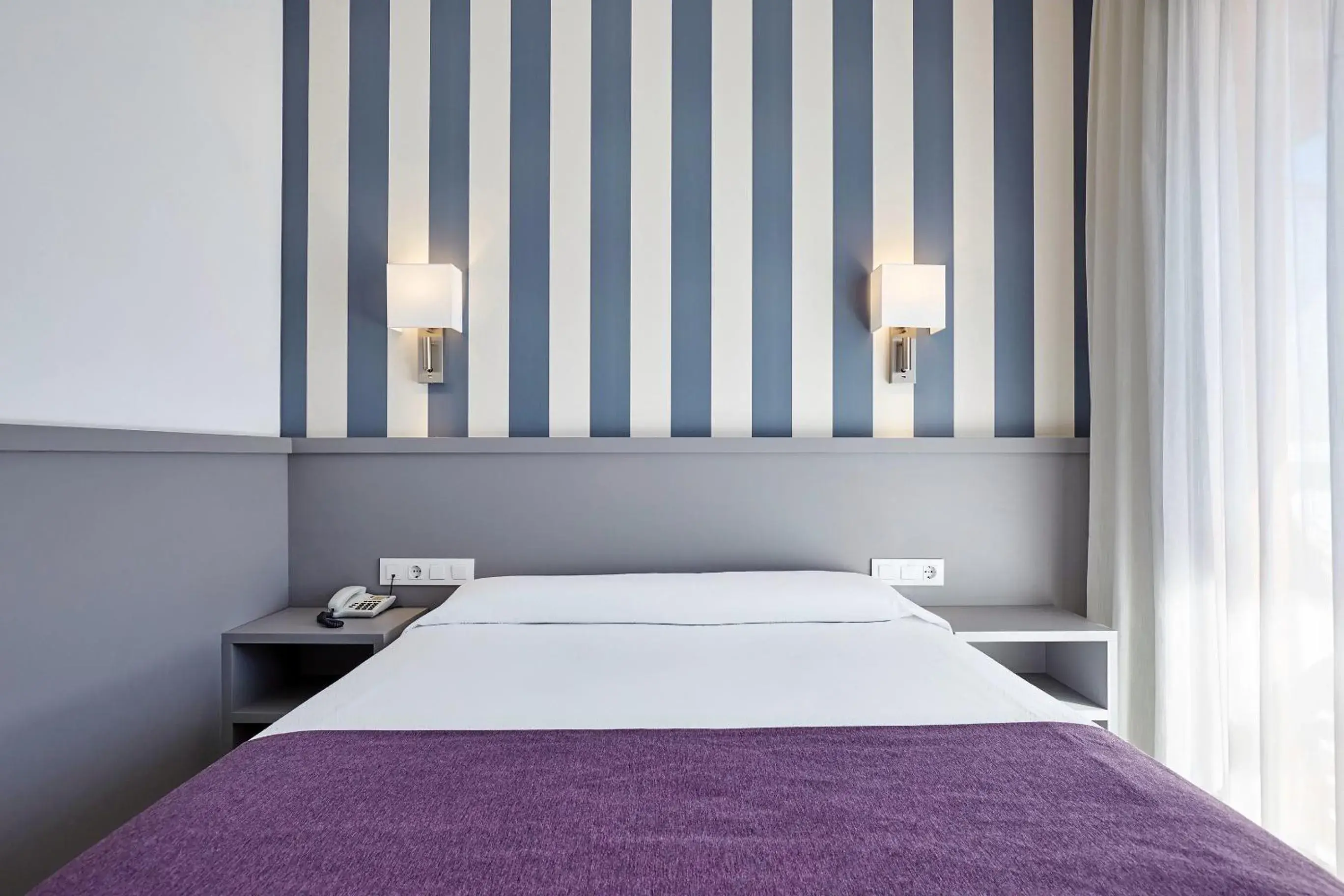 Bed in Hotel Surf Mar Bed in Hotel Surf Mar