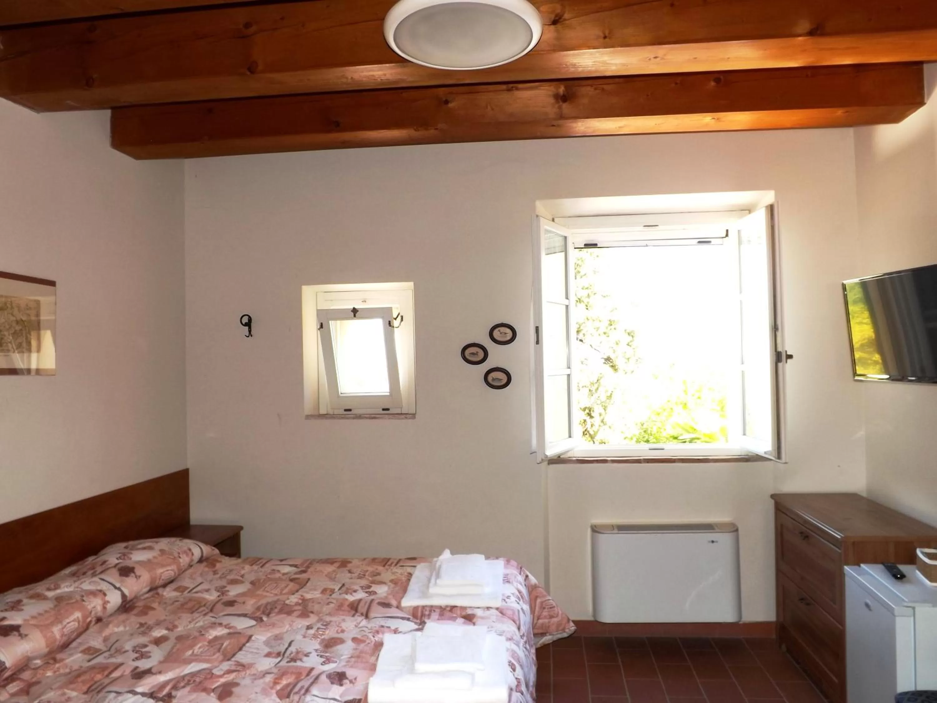 Photo of the whole room, Bed in Tenuta Villa Colle Sereno
