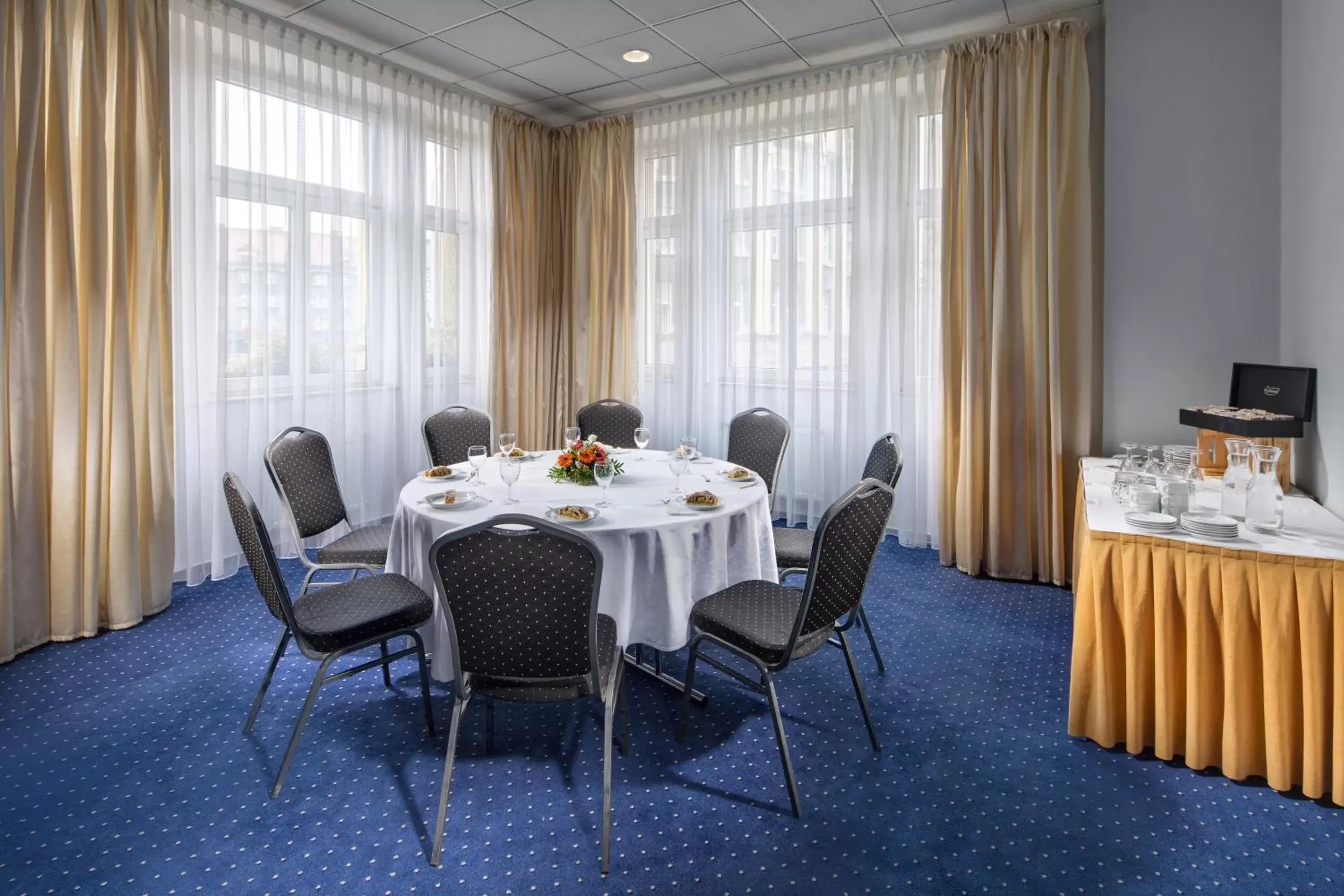 Meeting/conference room, Restaurant/Places to Eat in Imperial Hotel Ostrava