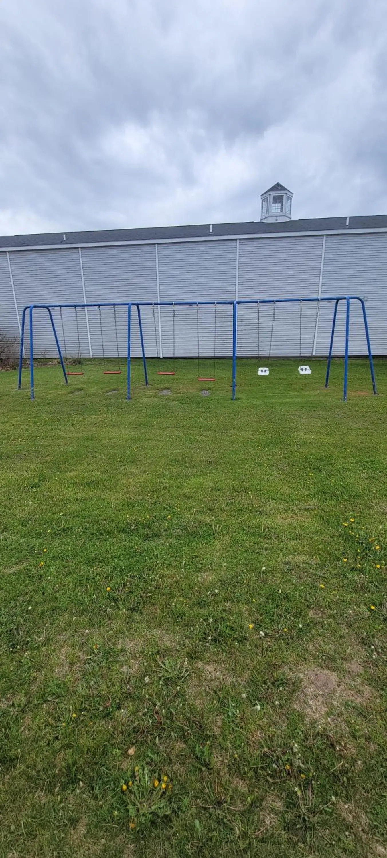 Children play ground, Other Activities in Thunderbird Inn of Mackinaw City