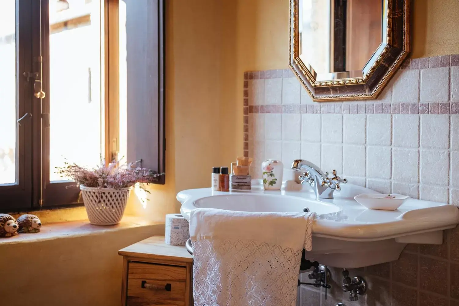 Toilet, Bathroom in Convento San Bartolomeo