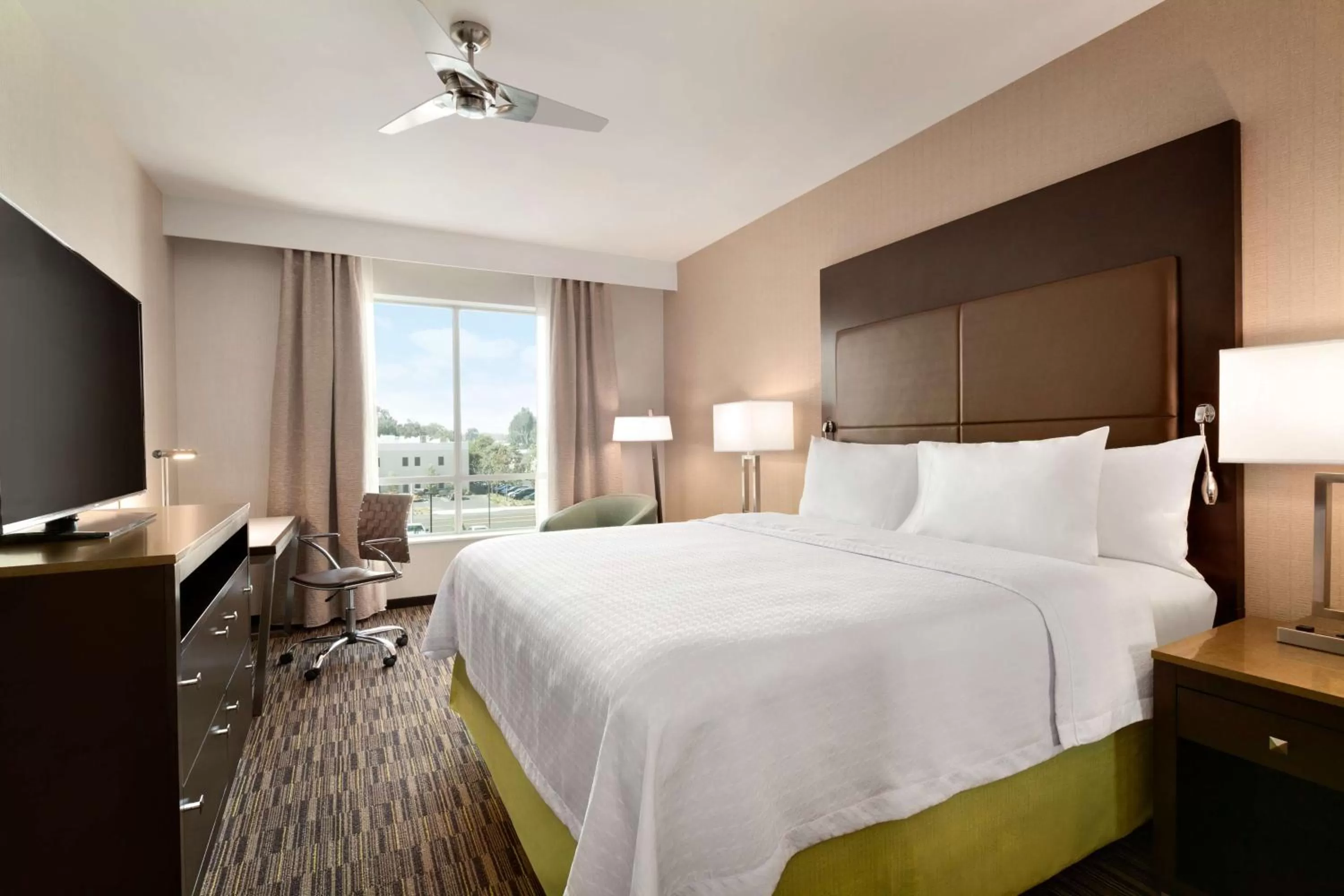 Bed in Homewood Suites By Hilton Irvine John Wayne Airport