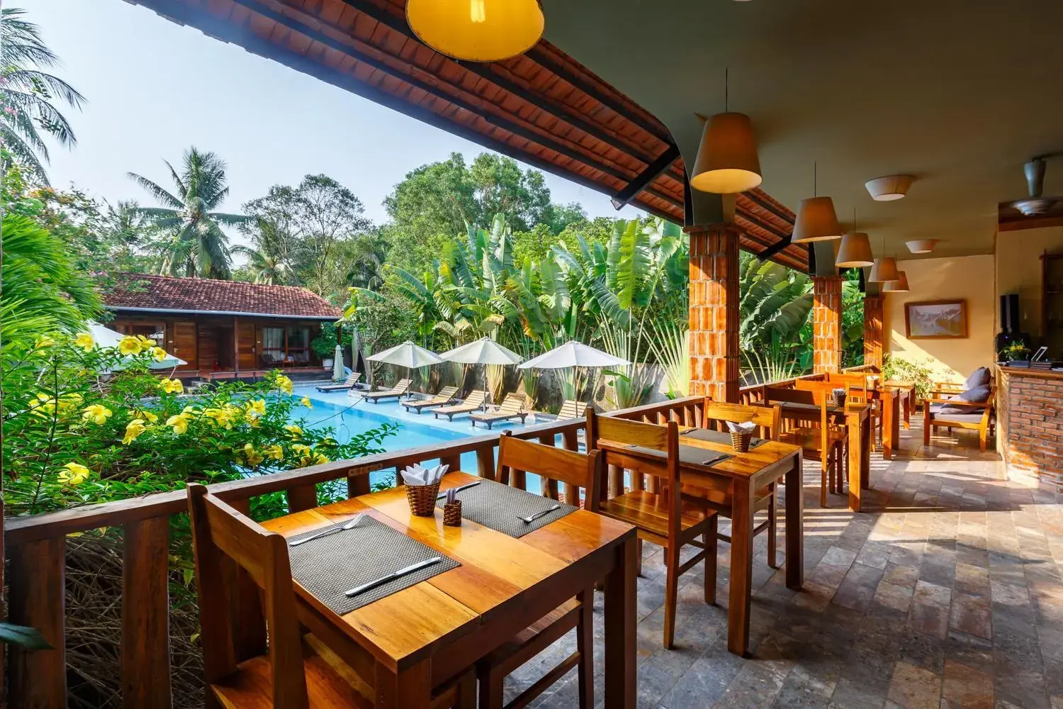 Restaurant/Places to Eat in Bauhinia Resort Phu Quoc