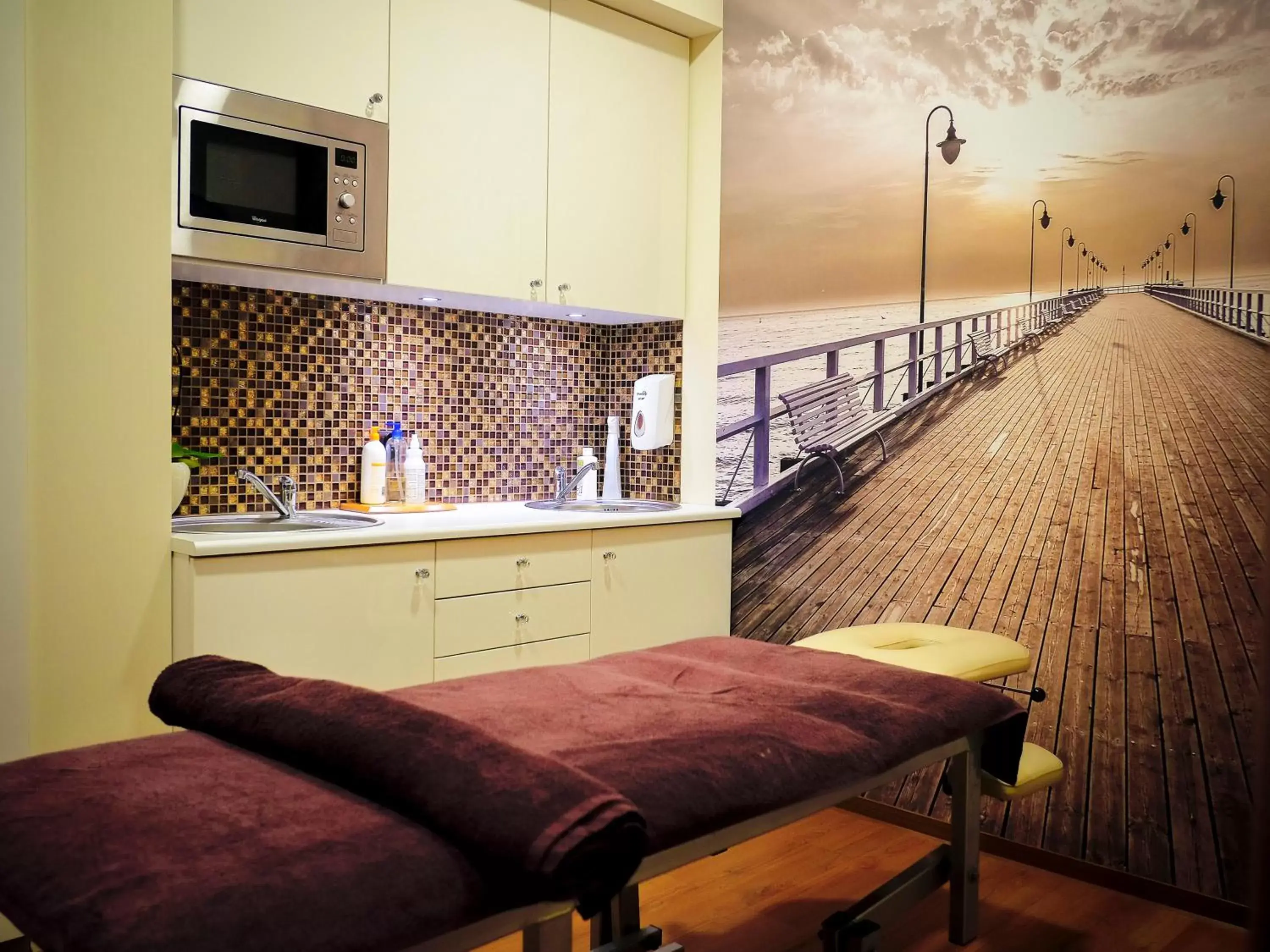 Massage, Kitchen/Kitchenette in Hotel Nadmorski