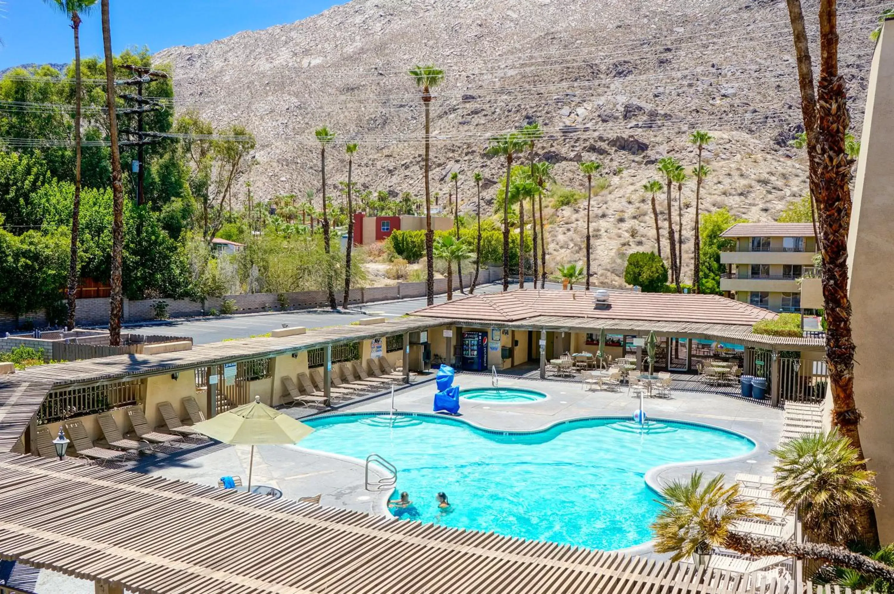 Swimming pool, Pool View in Vagabond Motor Hotel - Palm Springs