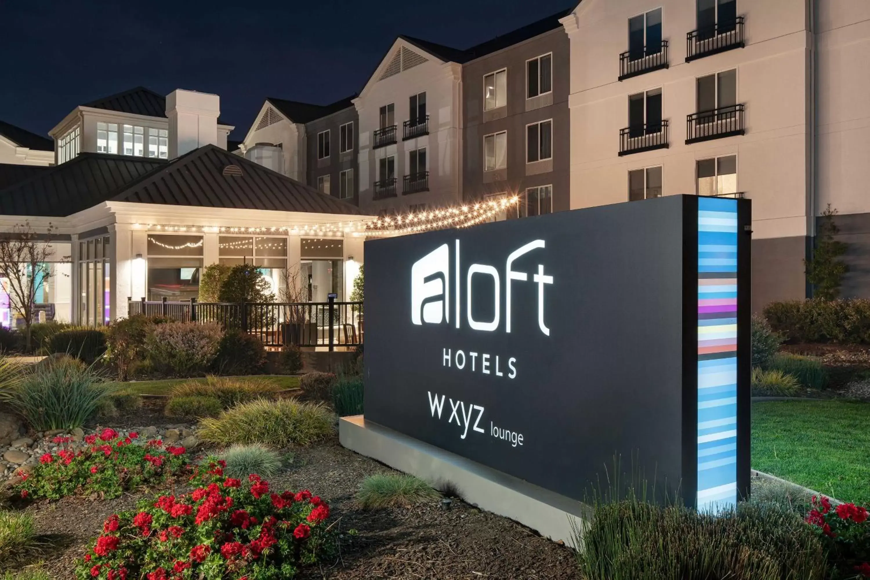 Property Building in Aloft Mountain View
