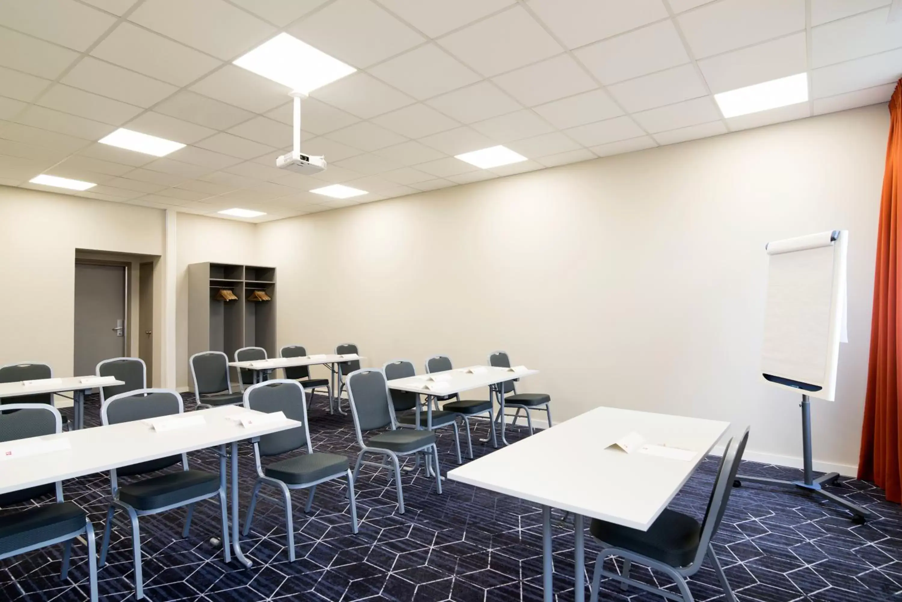 Banquet/Function facilities in ibis Rotterdam Vlaardingen