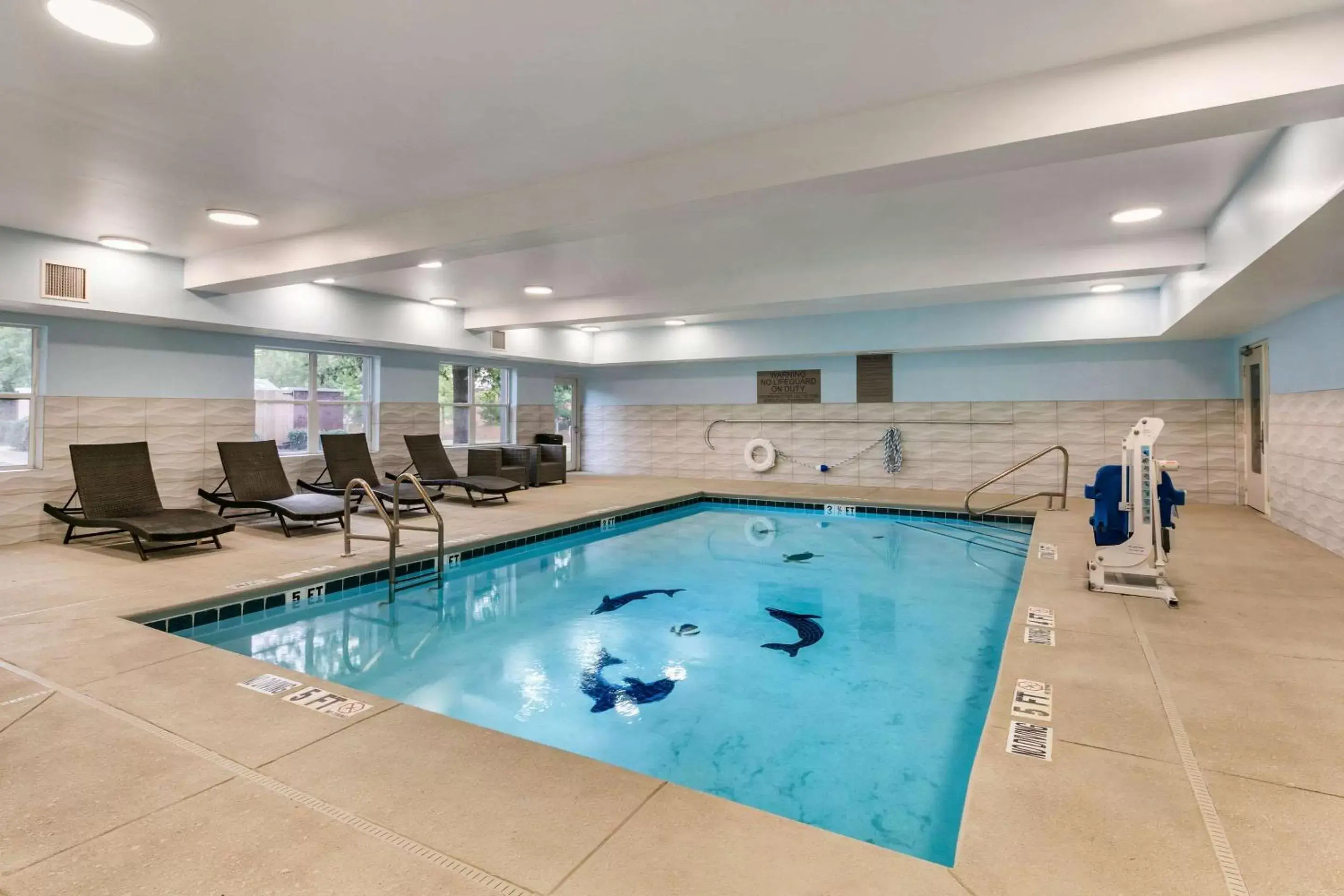 On site, Swimming Pool in Clarion Pointe Columbus-Bradley Park