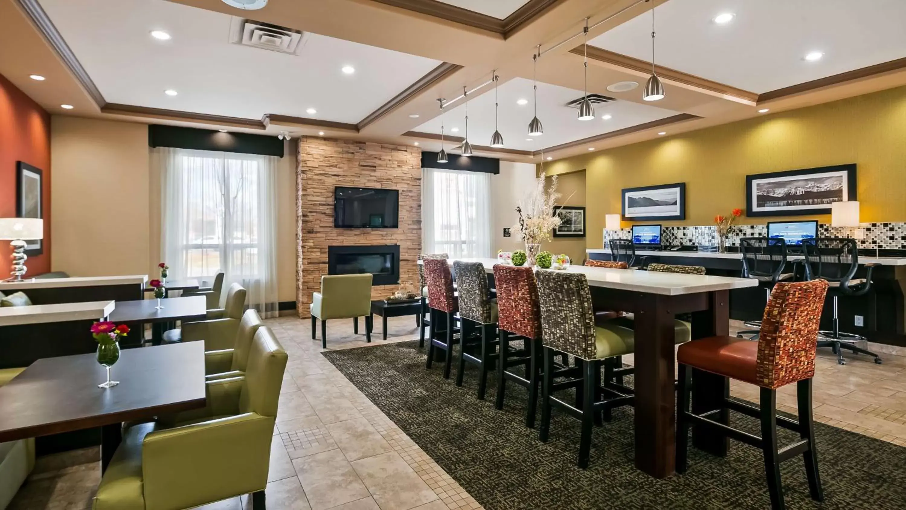 Lobby or reception, Restaurant/Places to Eat in Best Western Pacific Inn