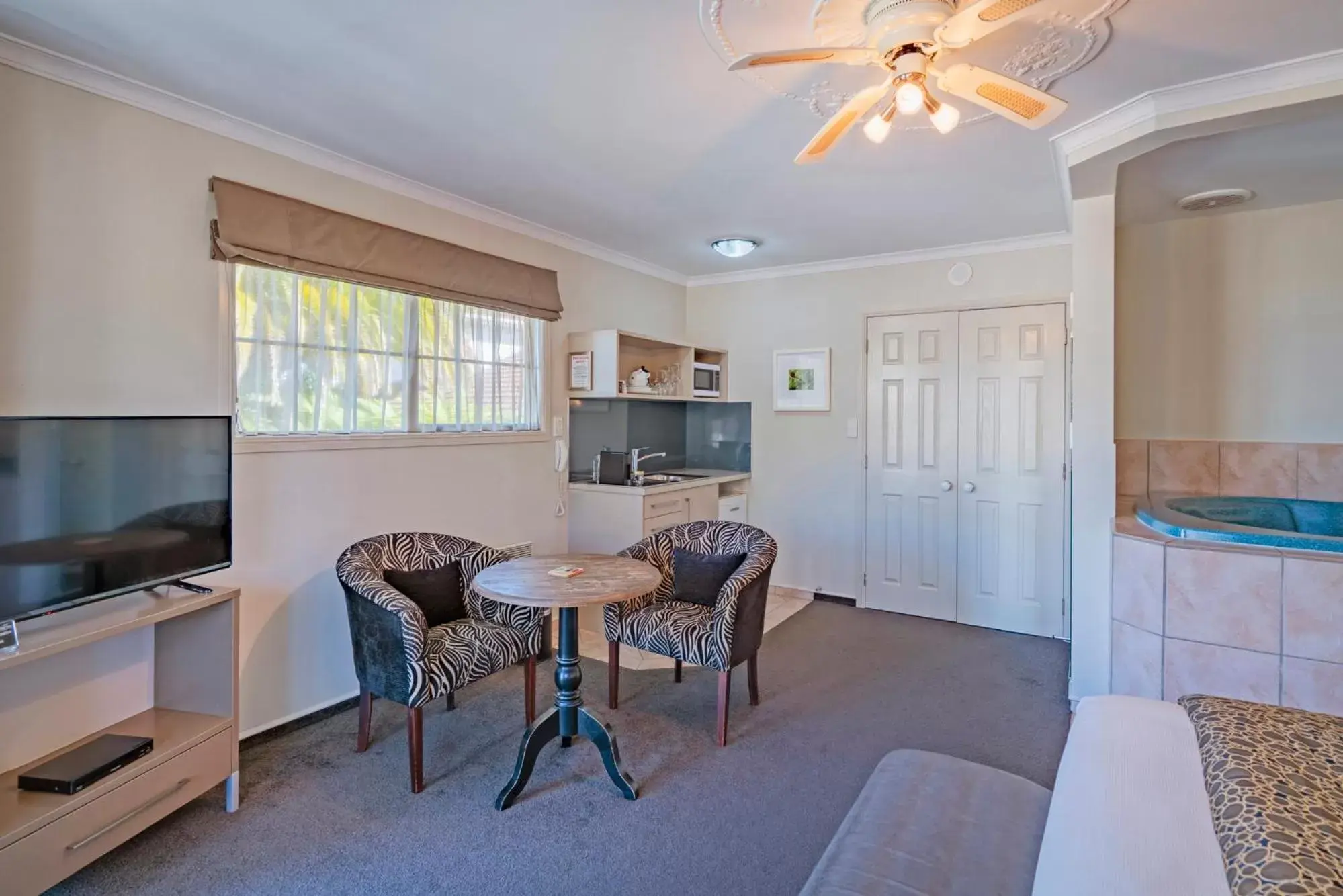 Seating area in Silver Fern Rotorua Suites & Spa Seating area in Silver Fern Rotorua Suites & Spa