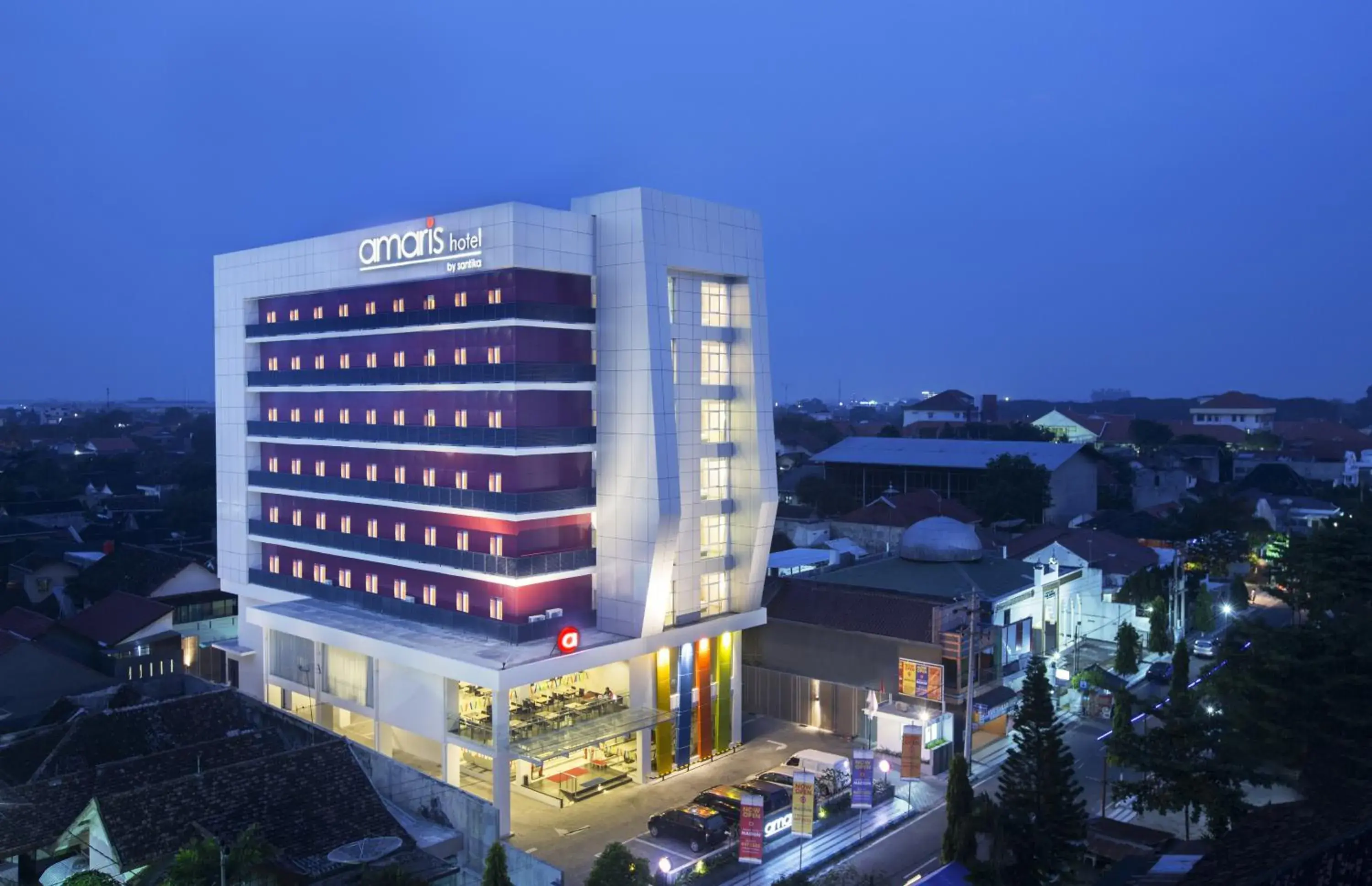 Property building in Amaris Hotel Madiun Property building in Amaris Hotel Madiun