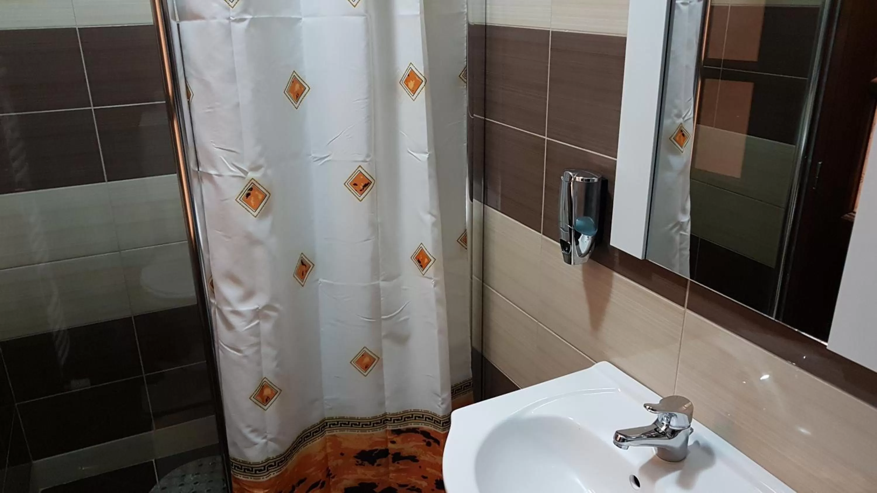 Bathroom in Hazanéző Panzió