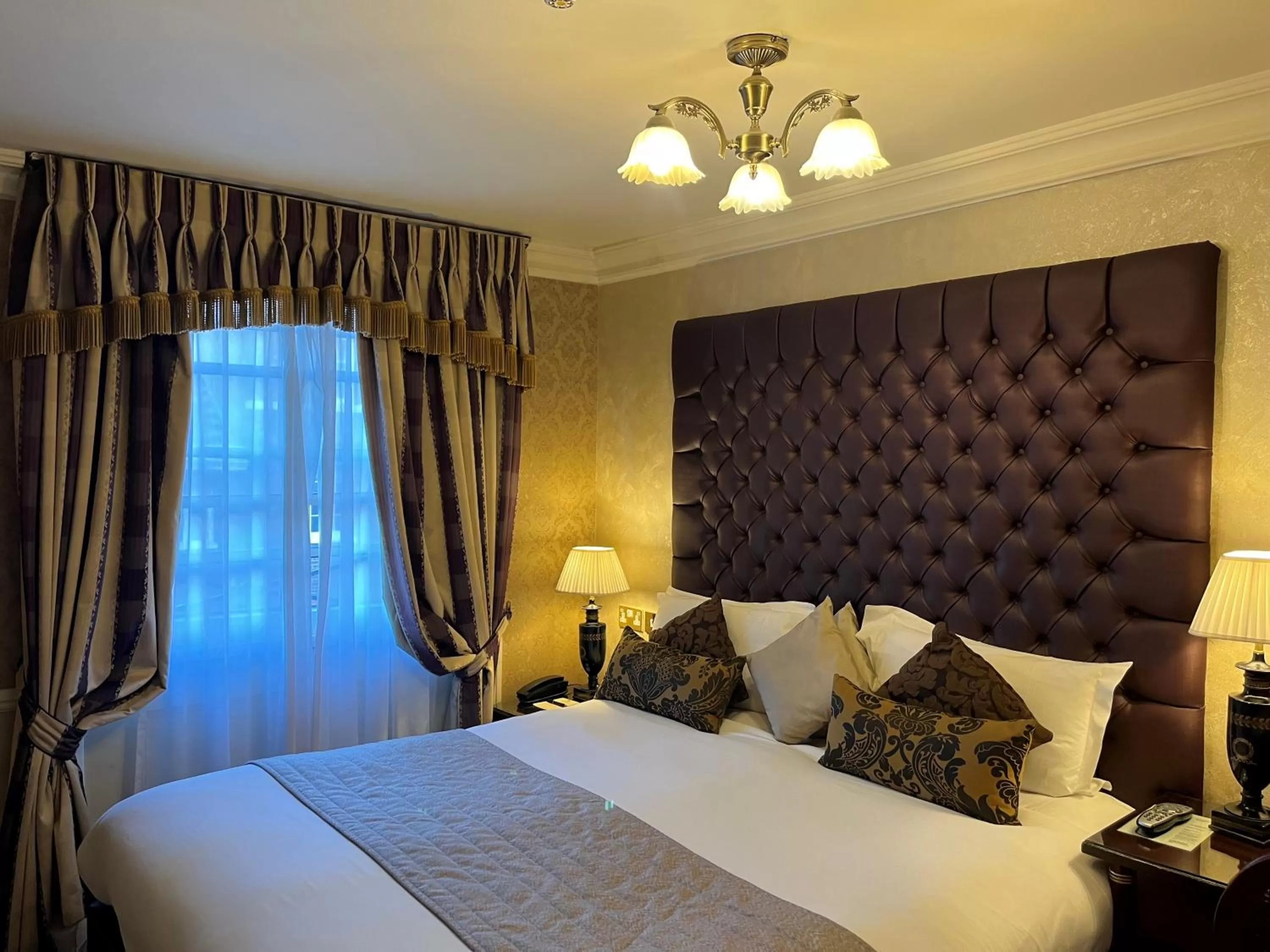 Bedroom, Bed in The Leonard Hotel