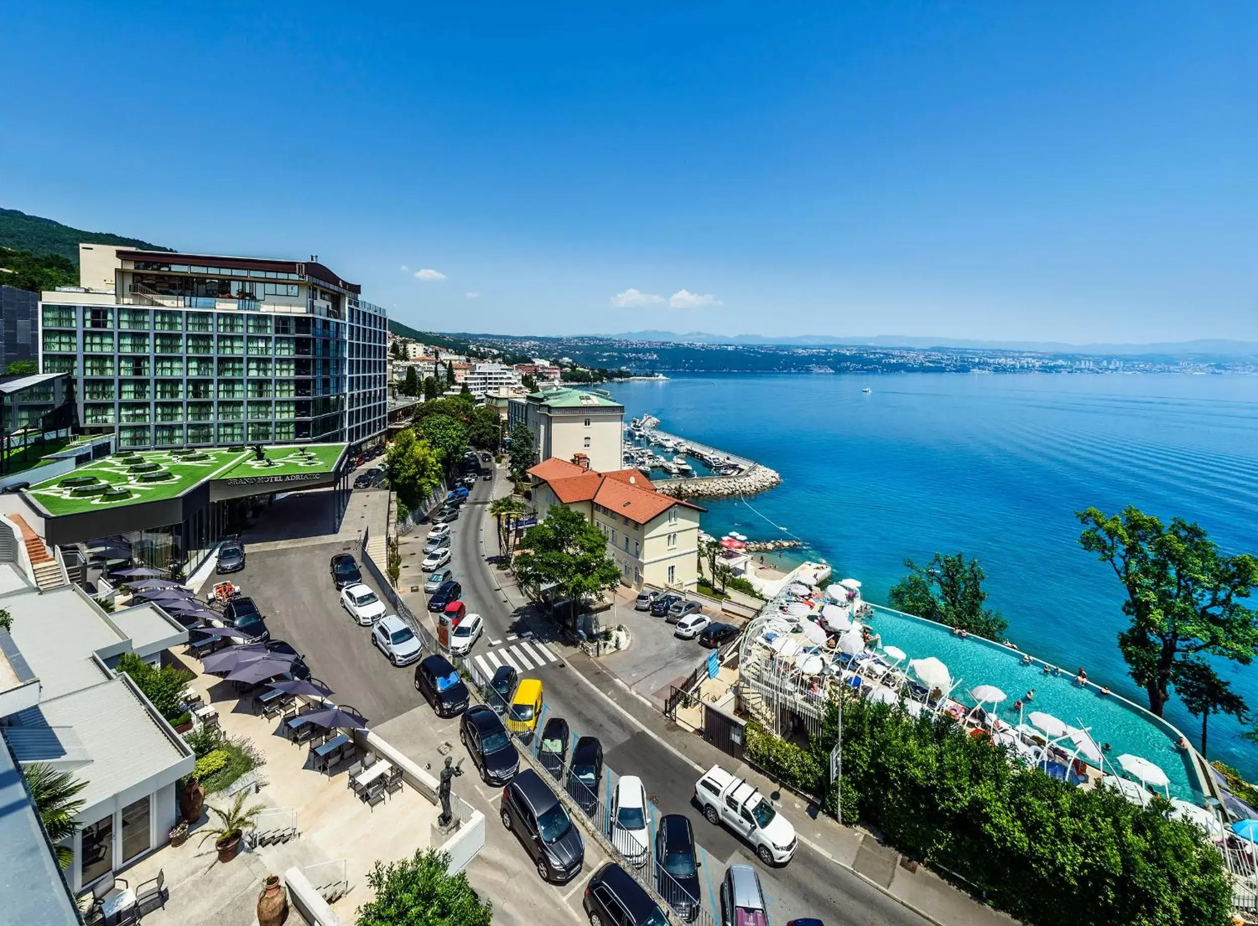 Facade/entrance, Bird's-eye View in Grand Hotel Adriatic