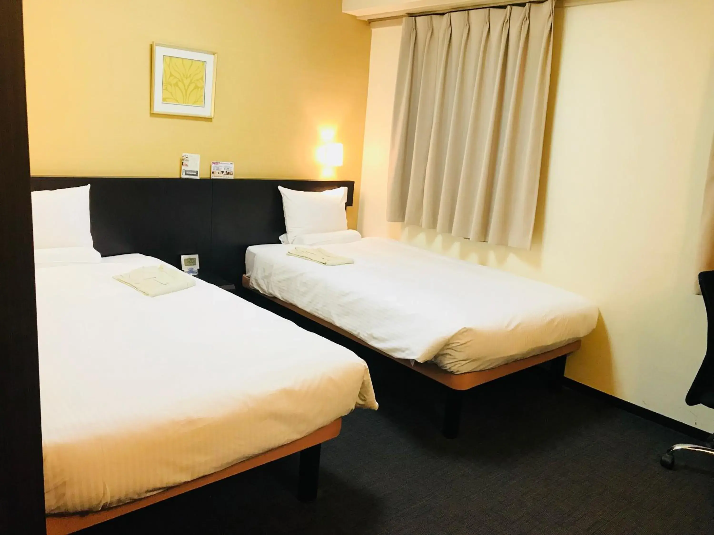 Bed in Smile Hotel Tokyo Nihonbashi