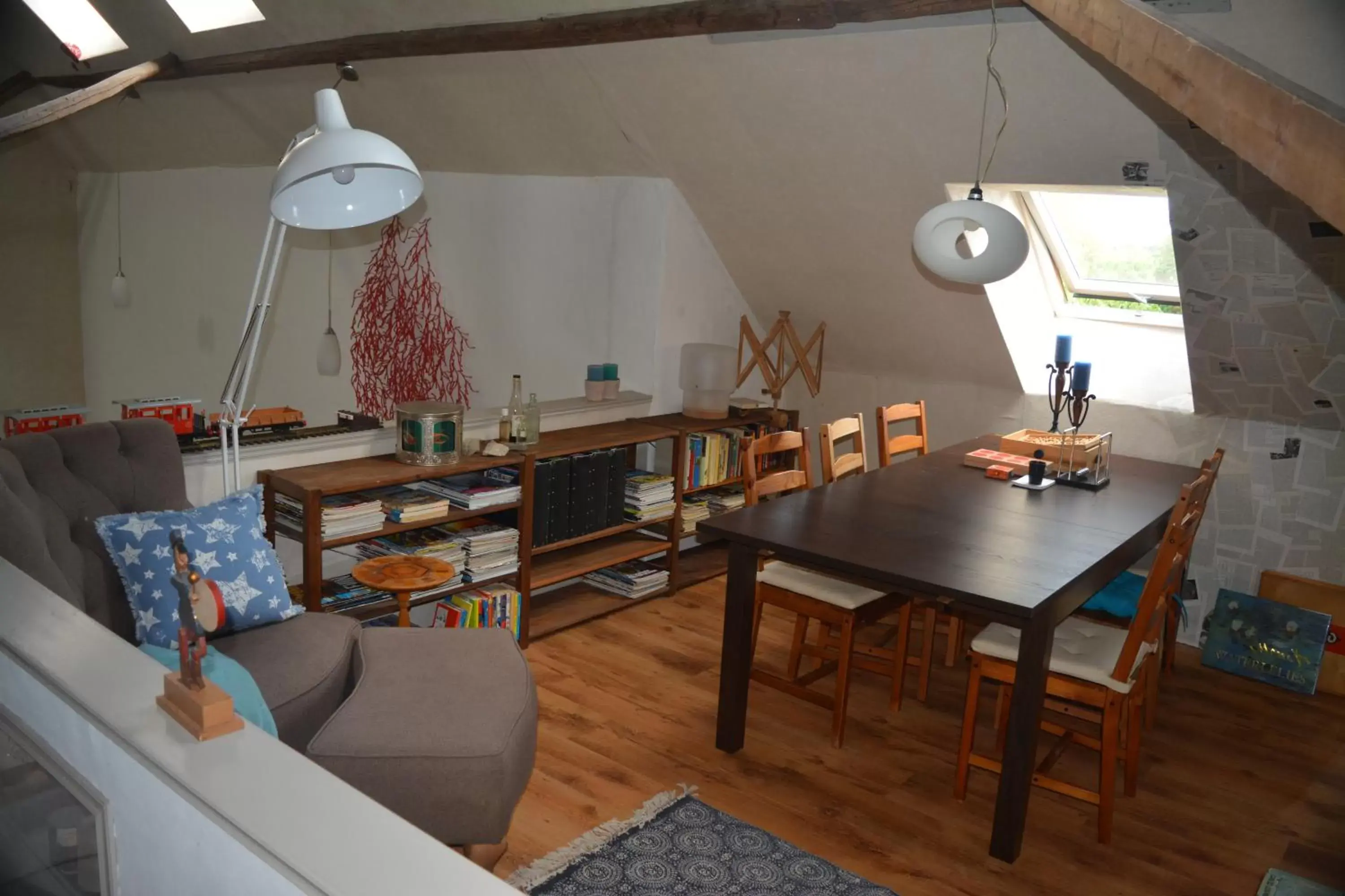 Communal lounge/ TV room in Tintaglia, betaalbaar en gastvrij