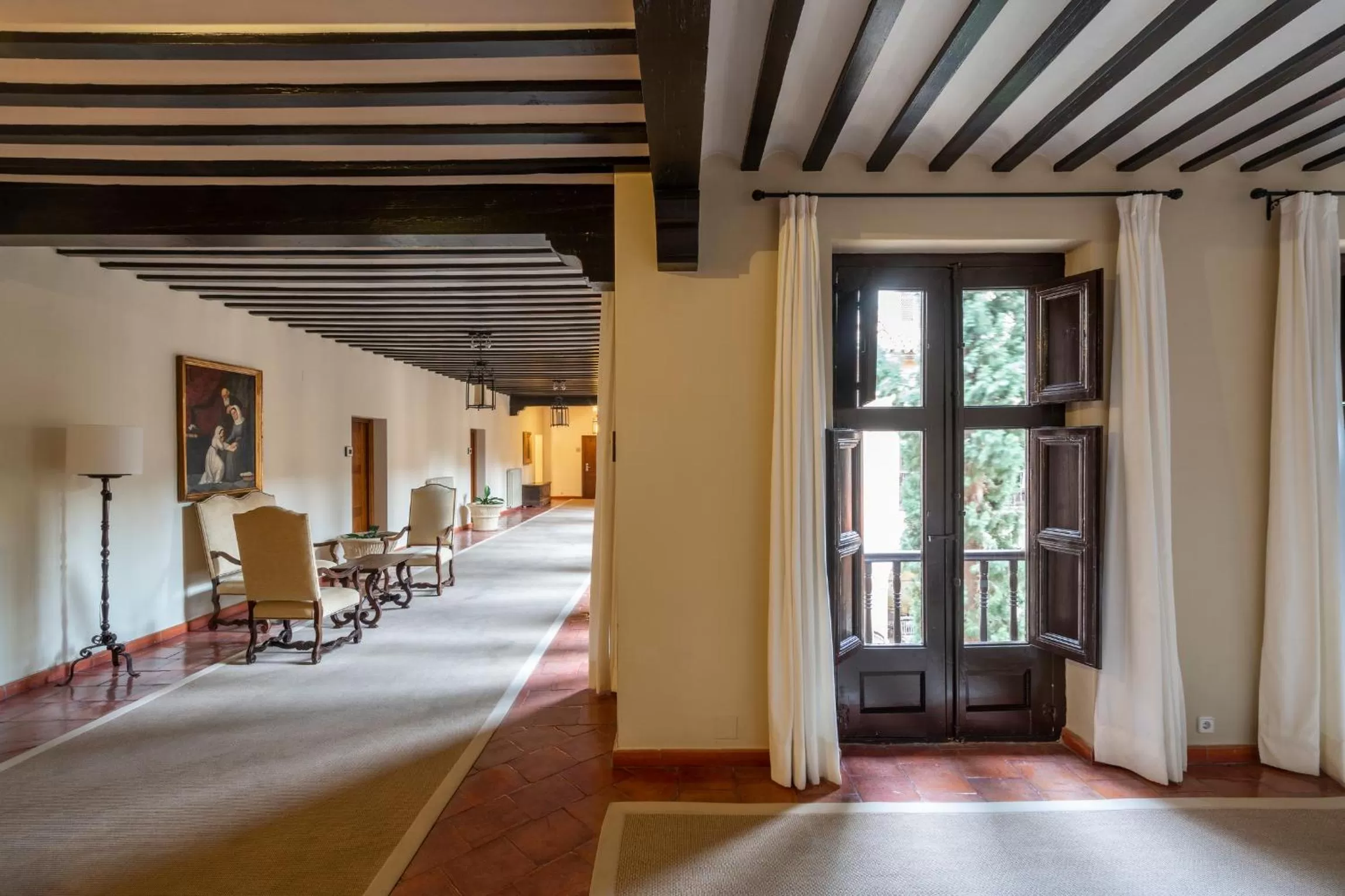 Area and facilities, Bed in Parador de Chinchón