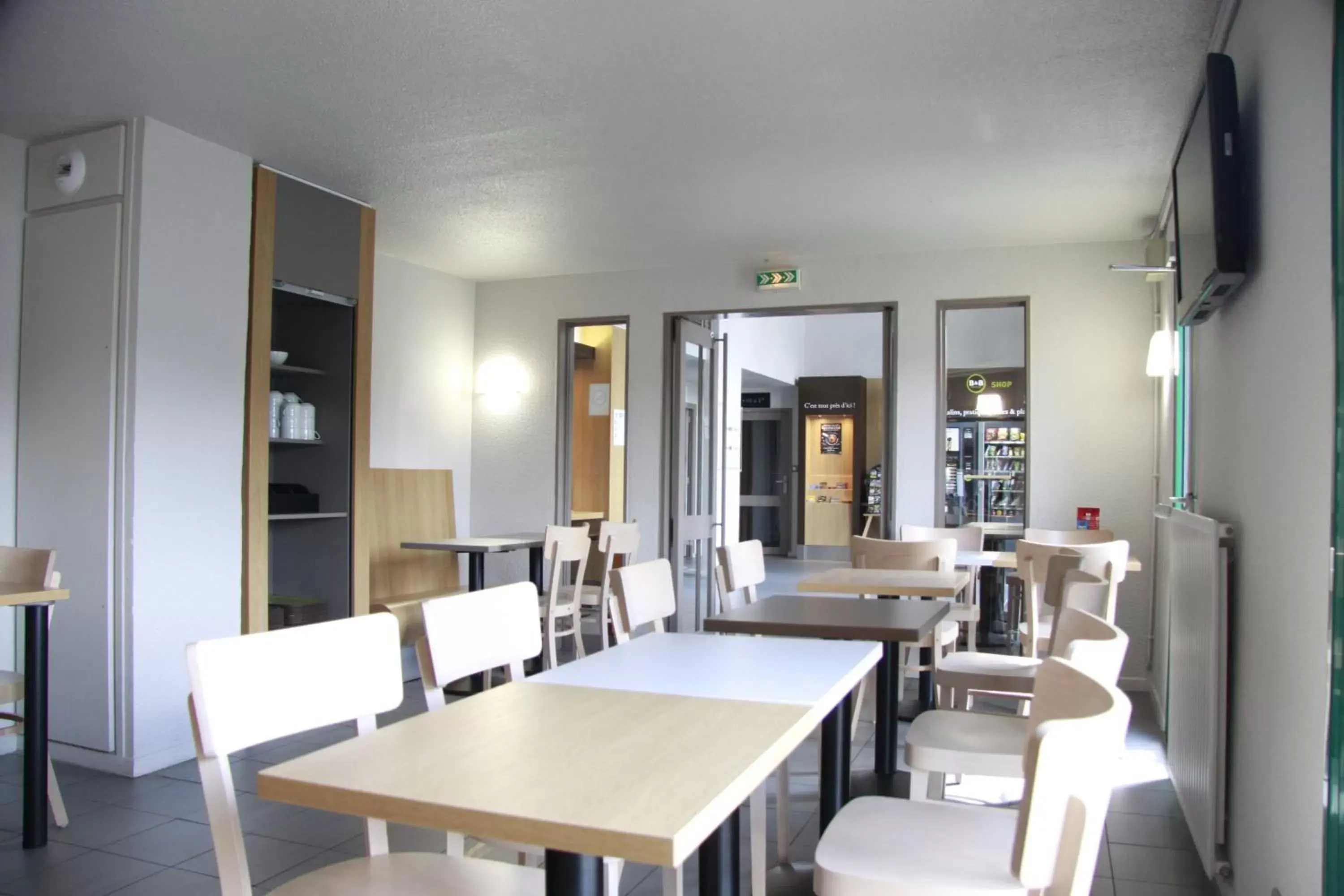 Buffet breakfast, Restaurant/Places to Eat in B&B HOTEL Vierzon